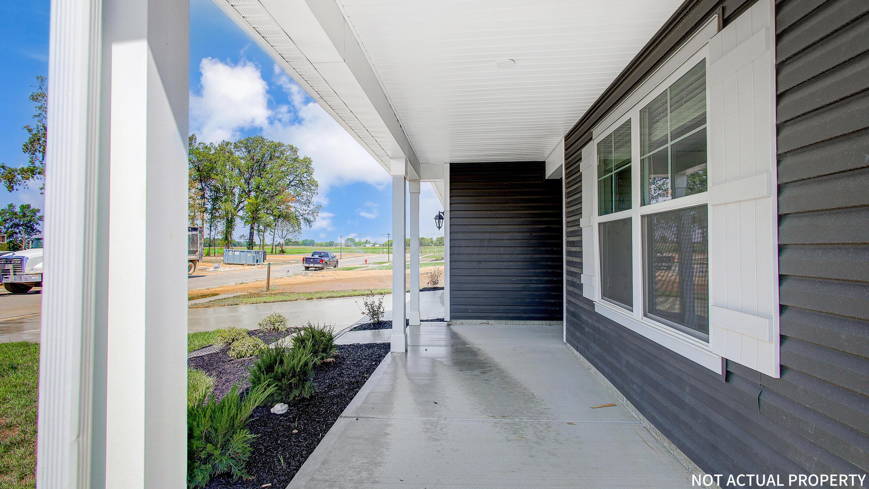 1137 Sherwood Loop Property Photo 5