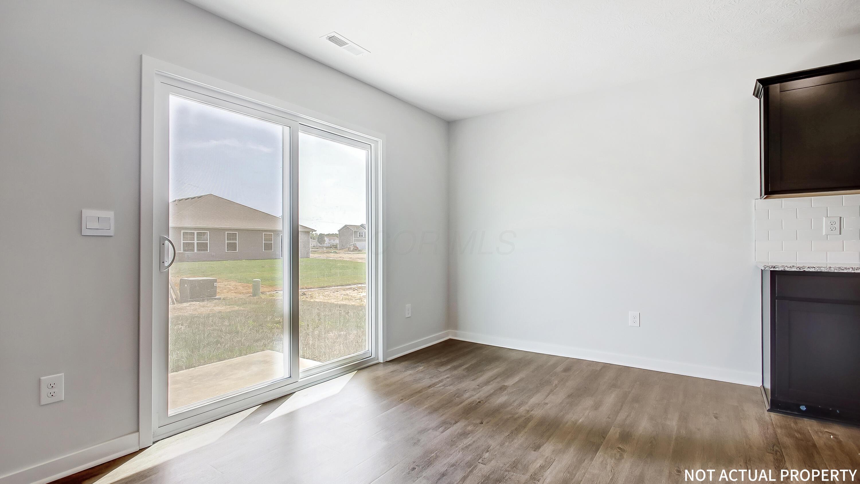 1137 Sherwood Loop Property Photo 16