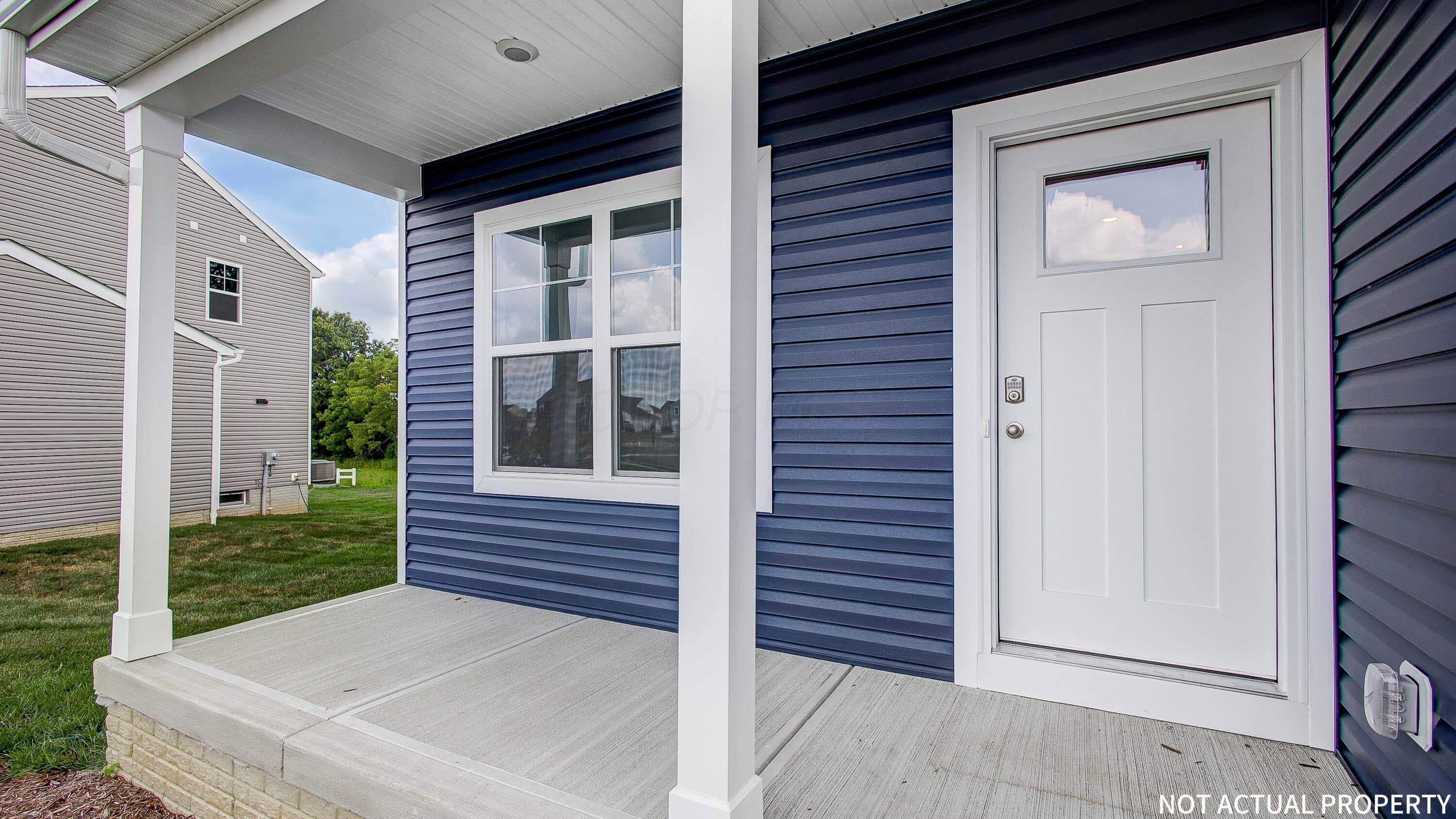 1145 Sherwood Loop Property Photo 4