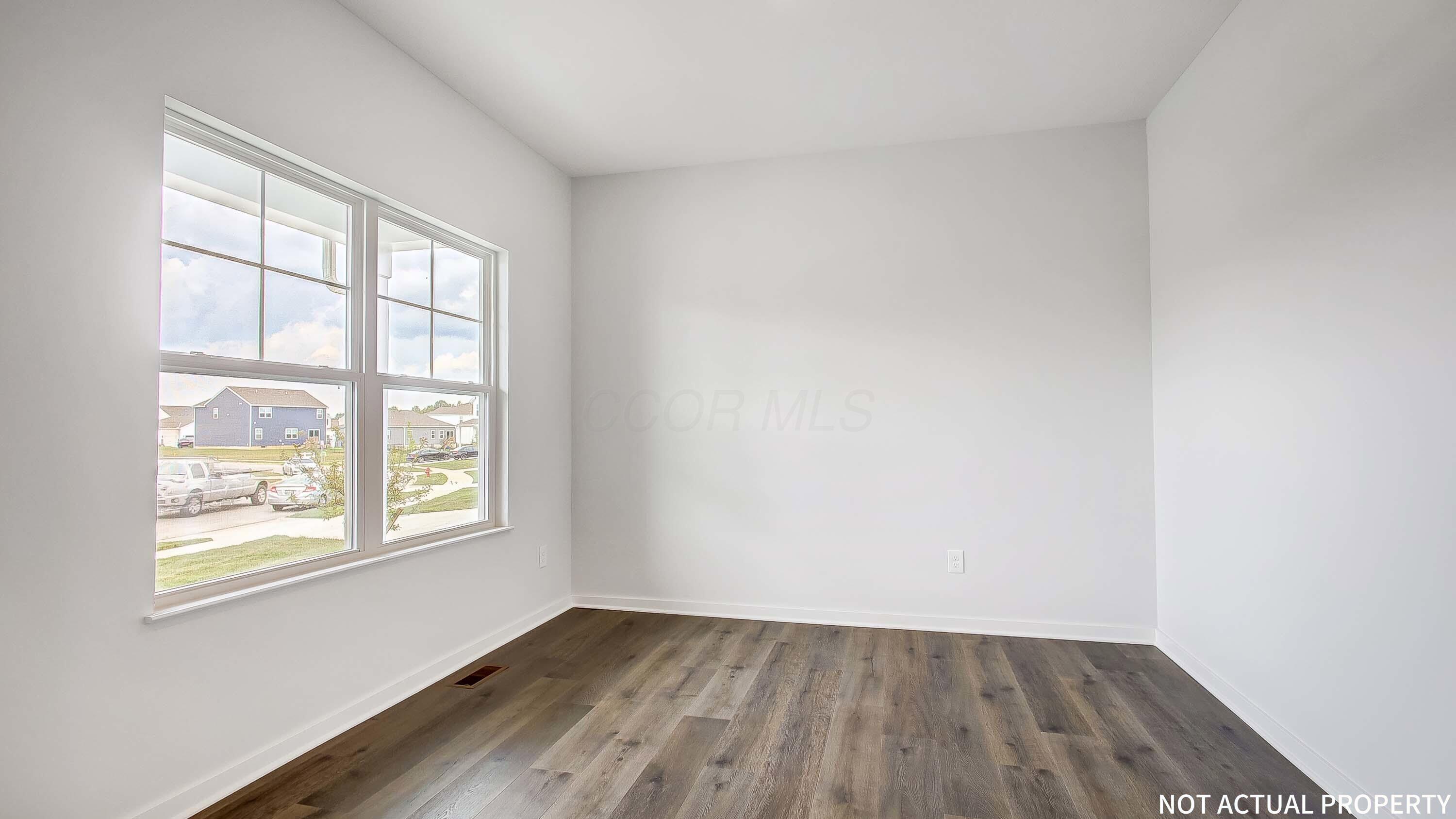 1145 Sherwood Loop Property Photo 7