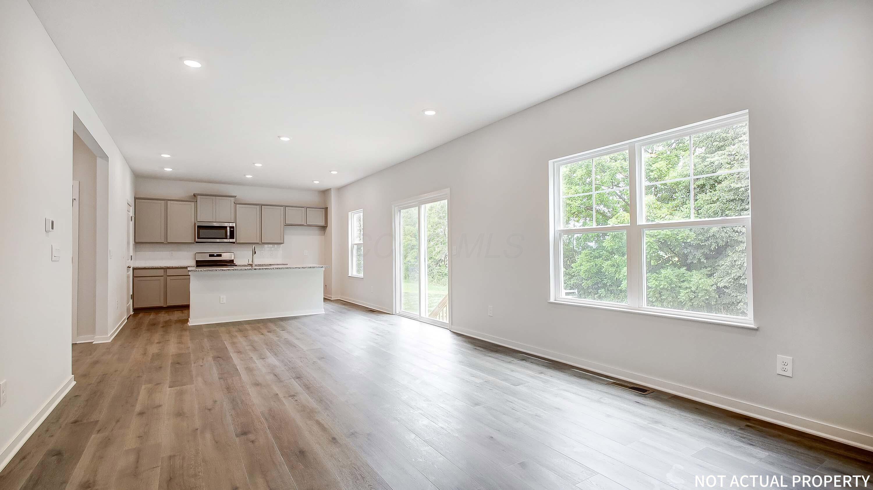 1145 Sherwood Loop Property Photo 12