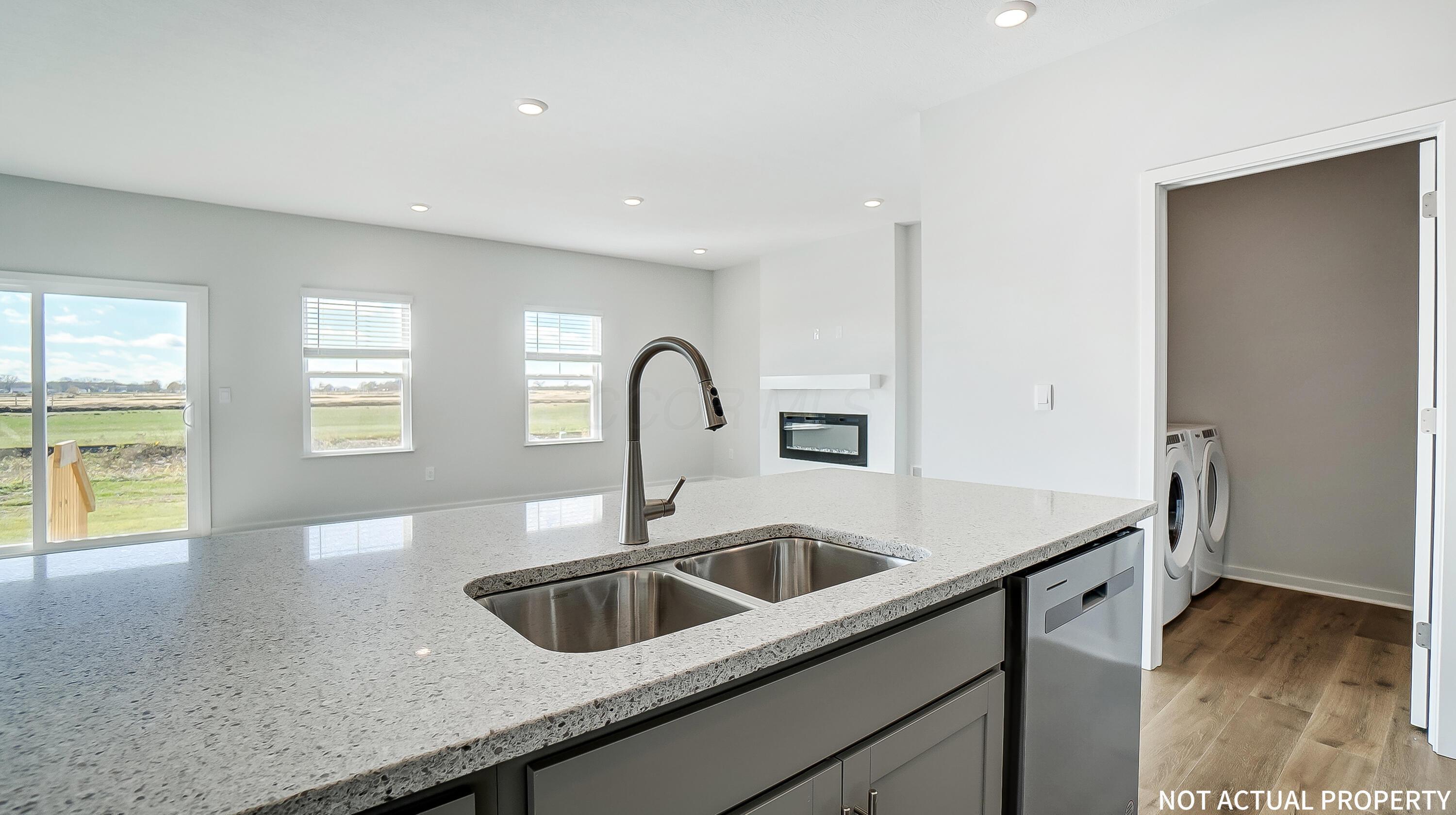 1185 Sherwood Loop Property Photo 14