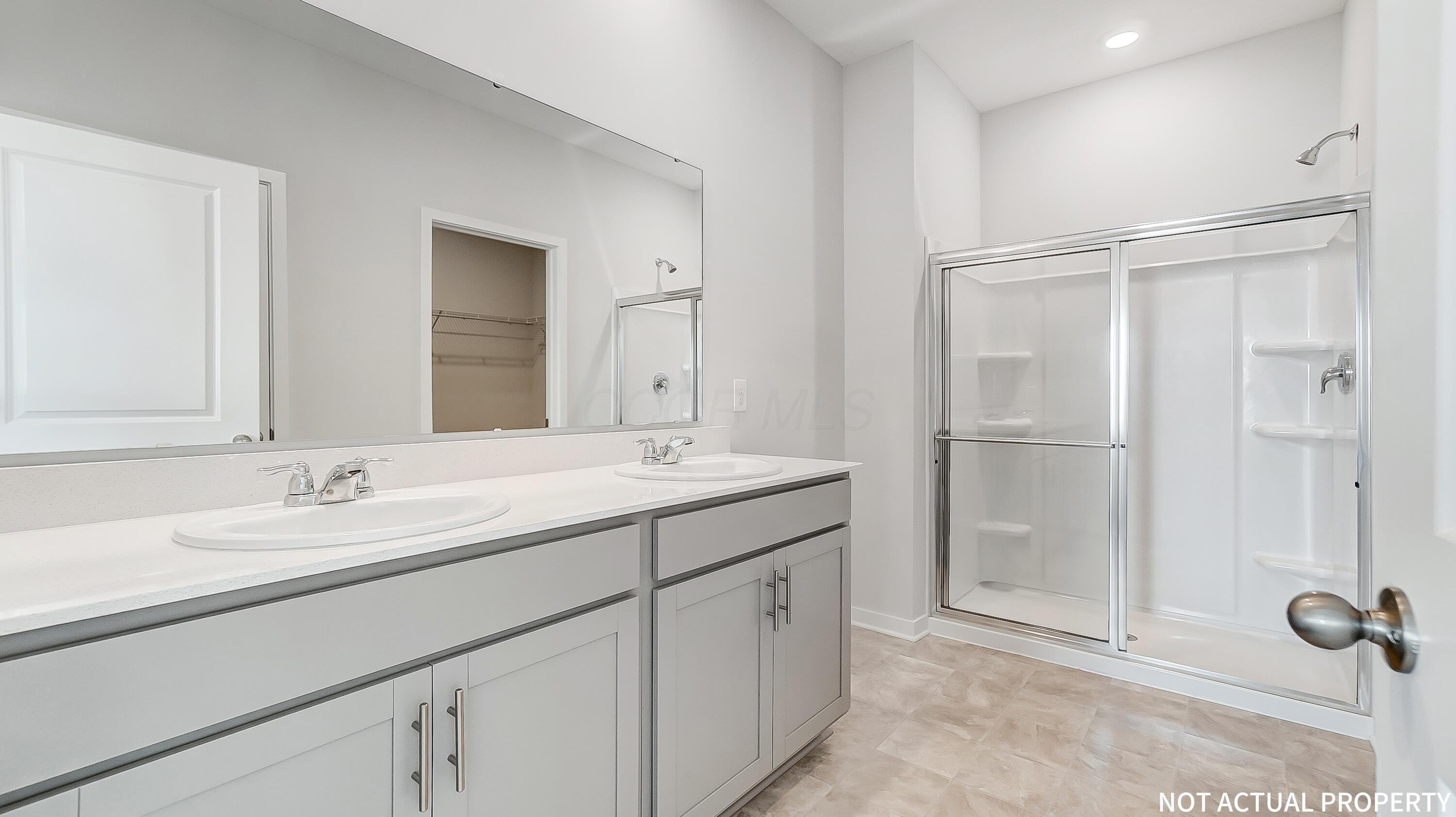 1185 Sherwood Loop Property Photo 17