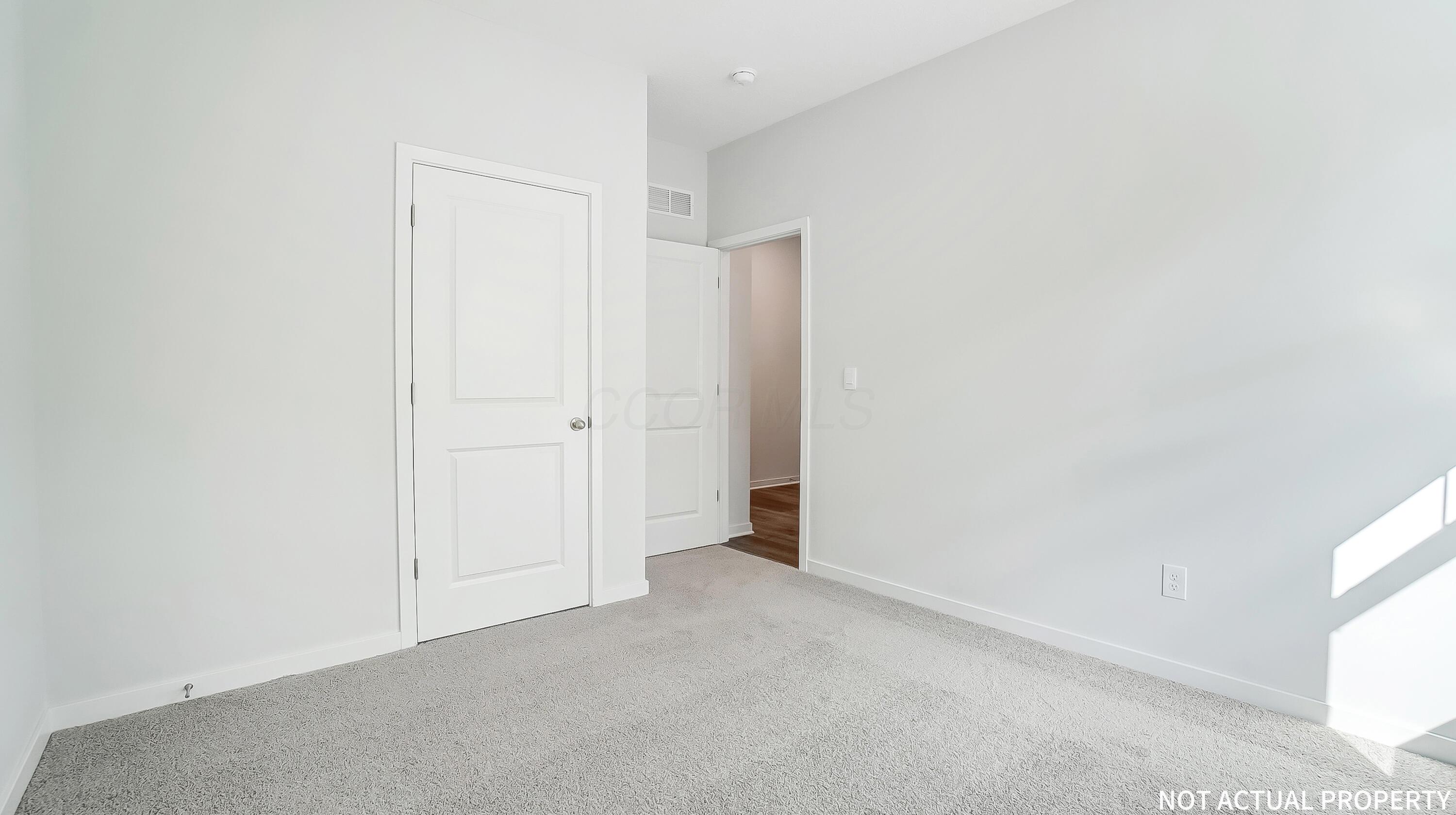 1185 Sherwood Loop Property Photo 24
