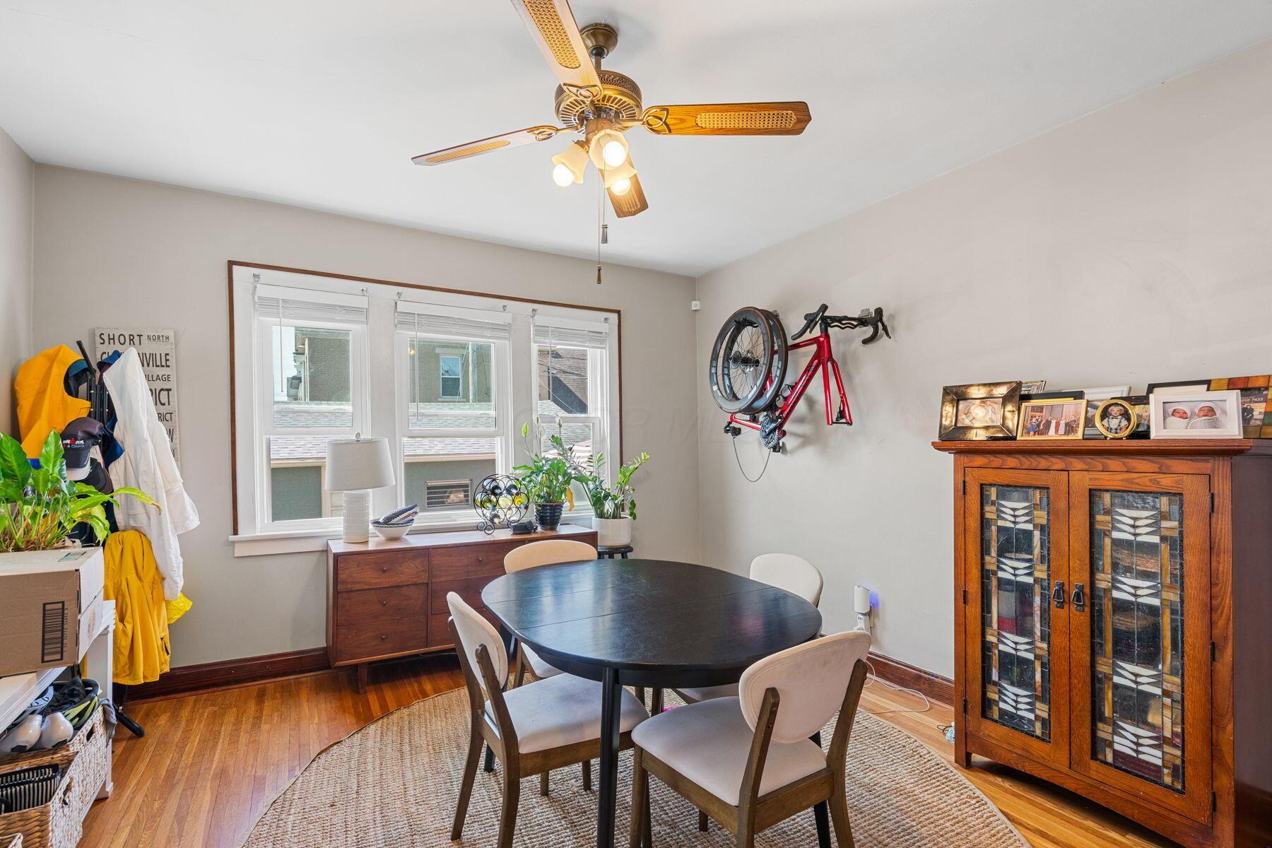 863-865 Beech Street Property Photo 4