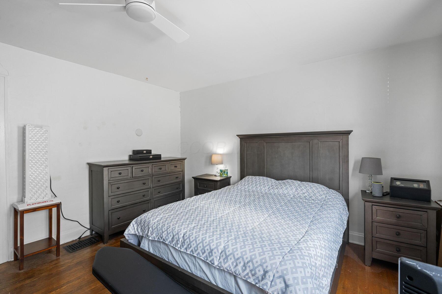 863-865 Beech Street Property Photo 30