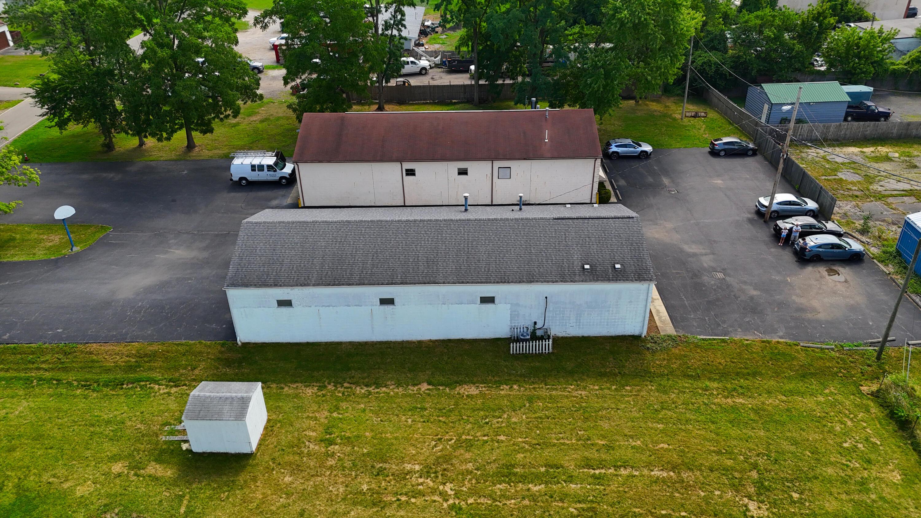 6005 Radekin Road Property Photo 4