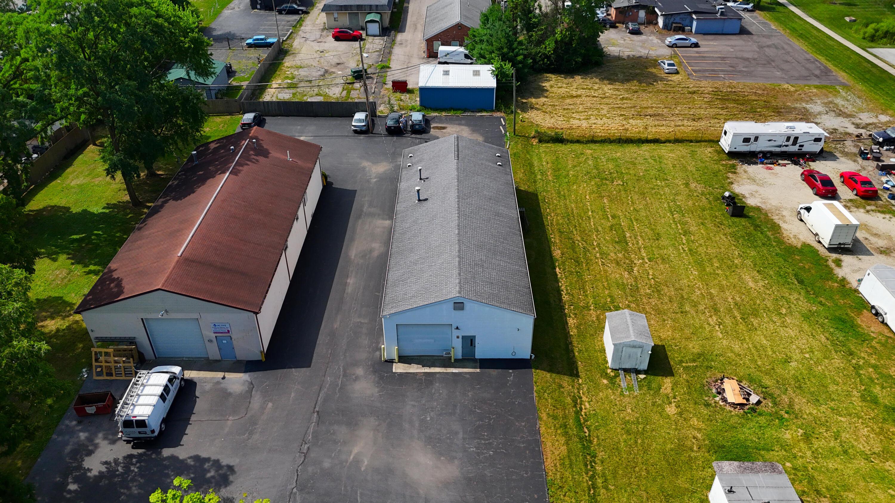 6005 Radekin Road Property Photo 7