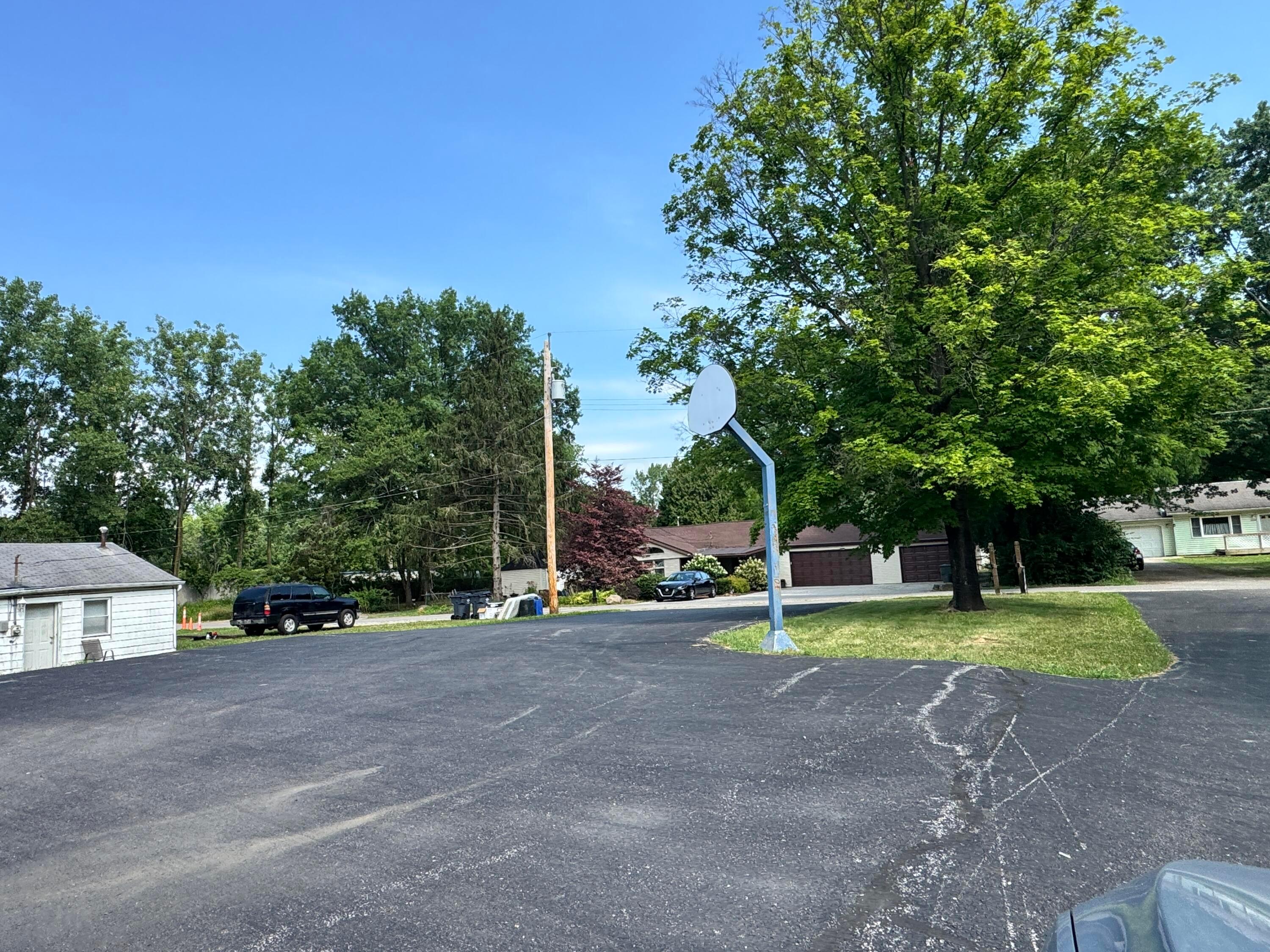 6005 Radekin Road Property Photo 18