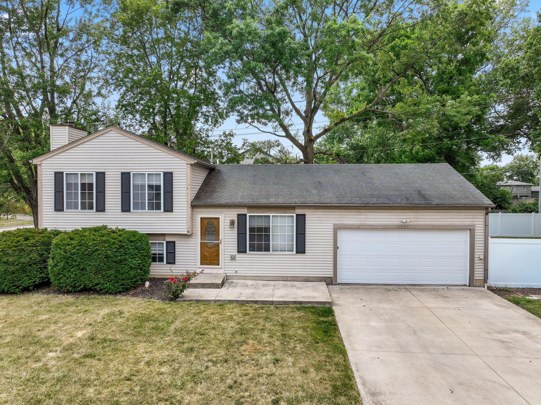 2533 Creekwillow Place Property Photo 1