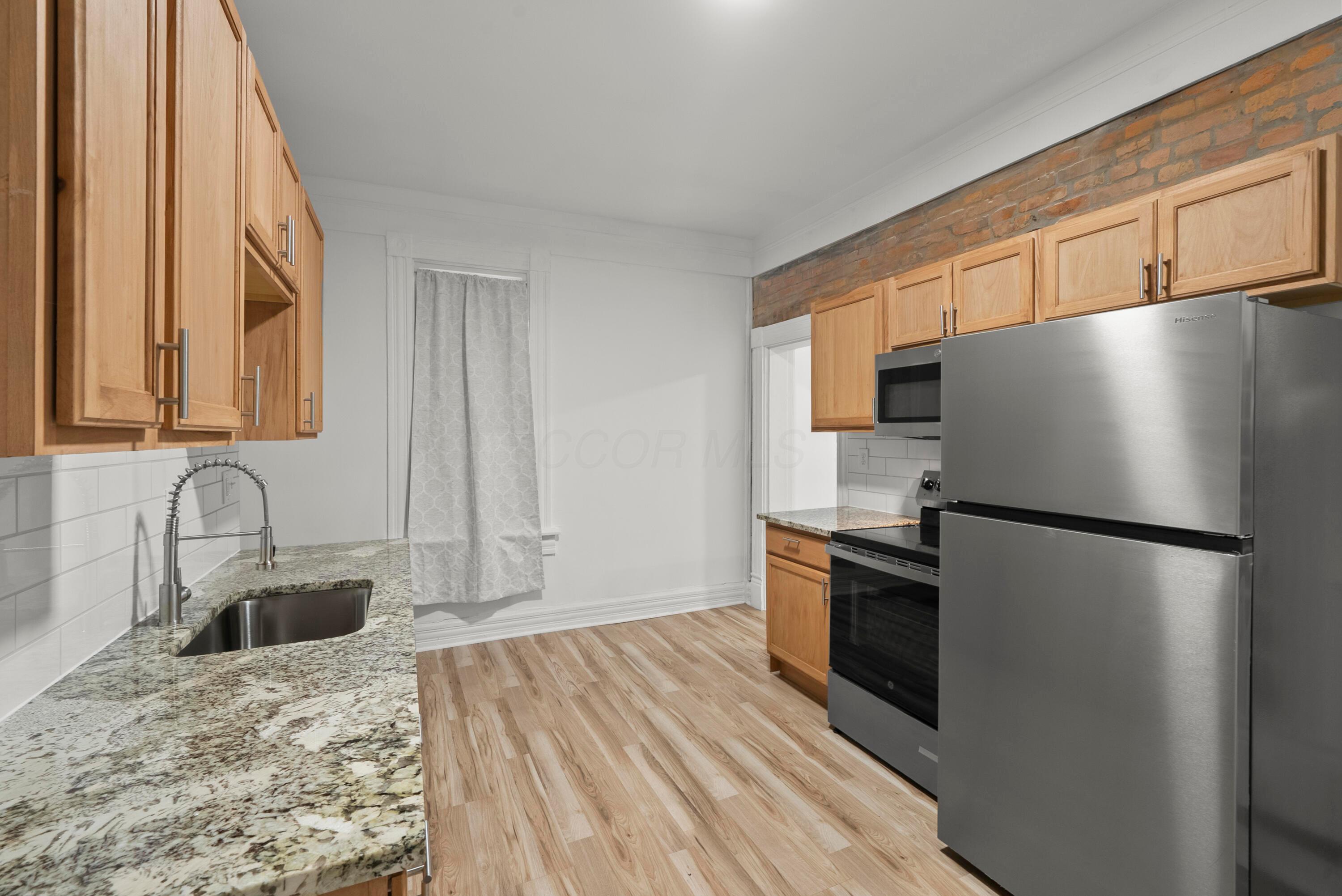 38 E Innis Avenue Property Photo 14