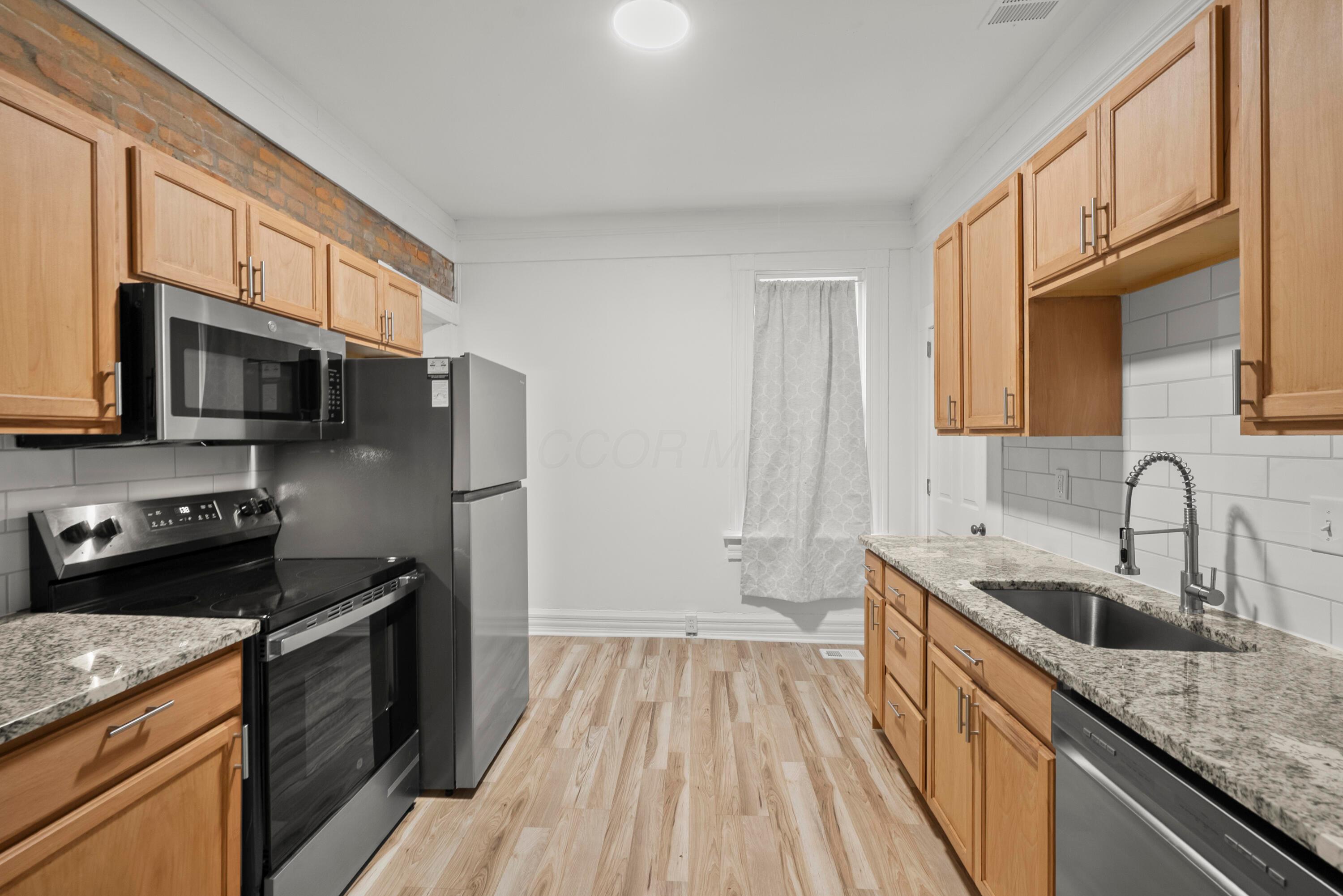 38 E Innis Avenue Property Photo 15