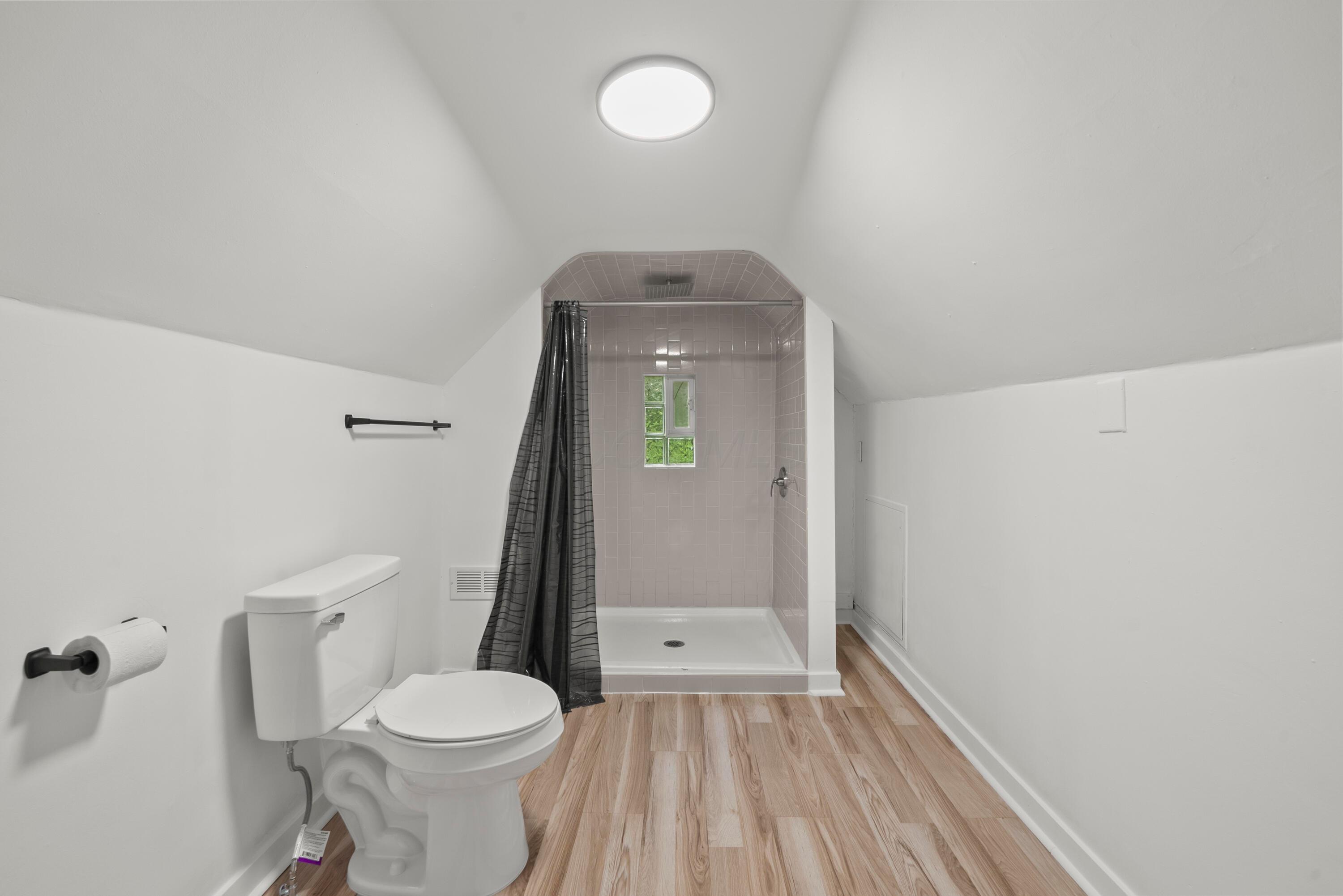 38 E Innis Avenue Property Photo 23
