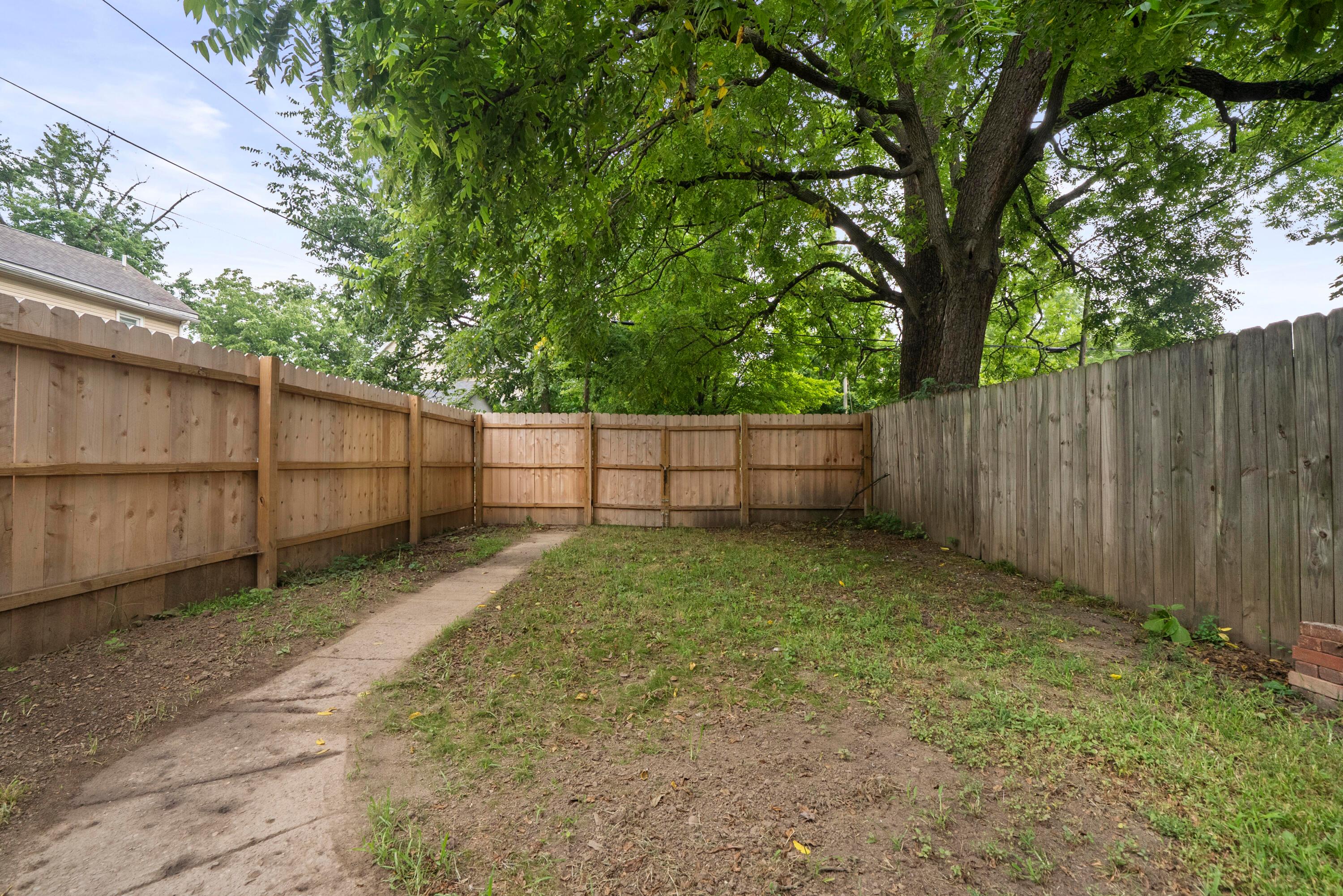 38 E Innis Avenue Property Photo 28