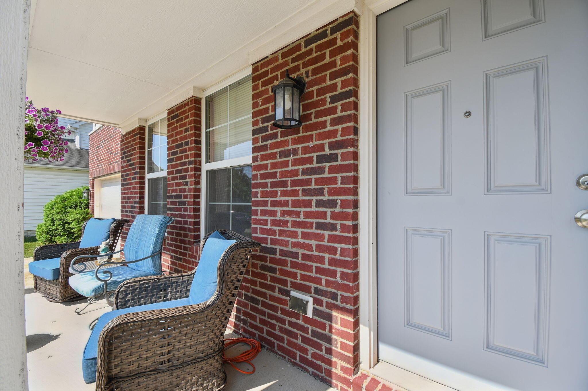 423 Kingston Circle Property Photo 7