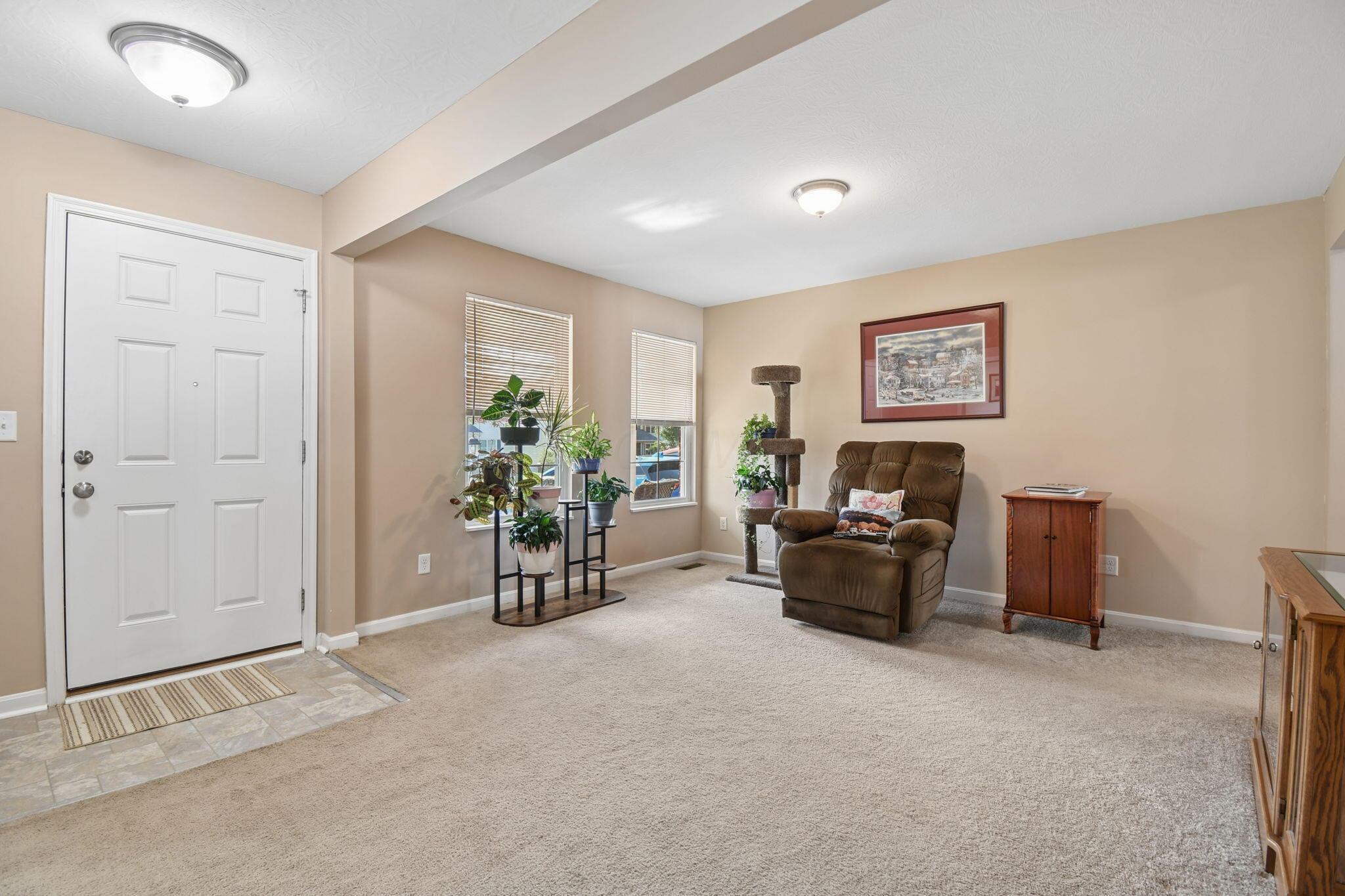 423 Kingston Circle Property Photo 12