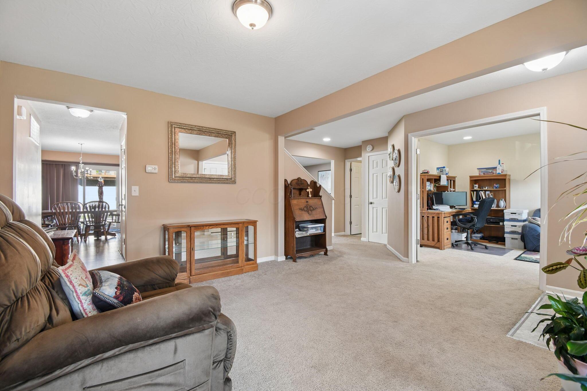 423 Kingston Circle Property Photo 13