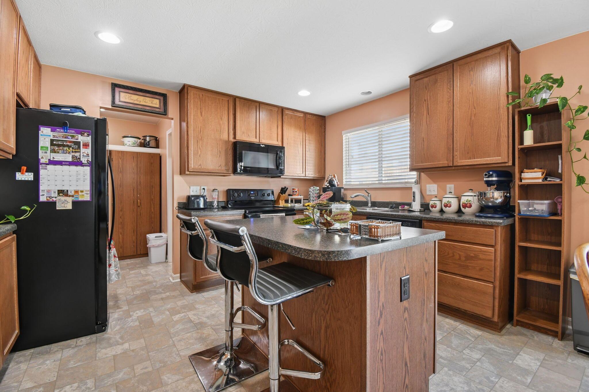 423 Kingston Circle Property Photo 18