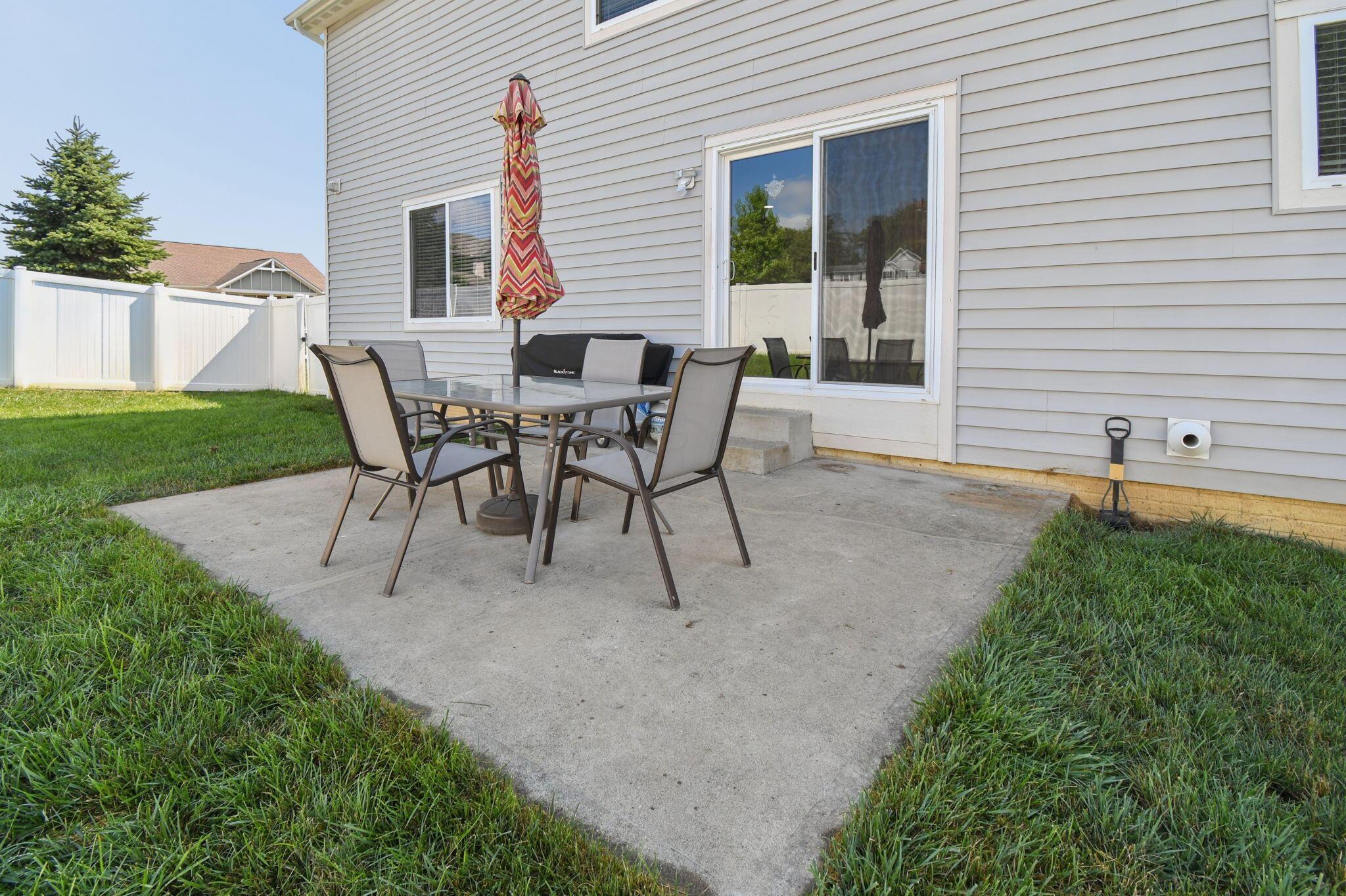 423 Kingston Circle Property Photo 46
