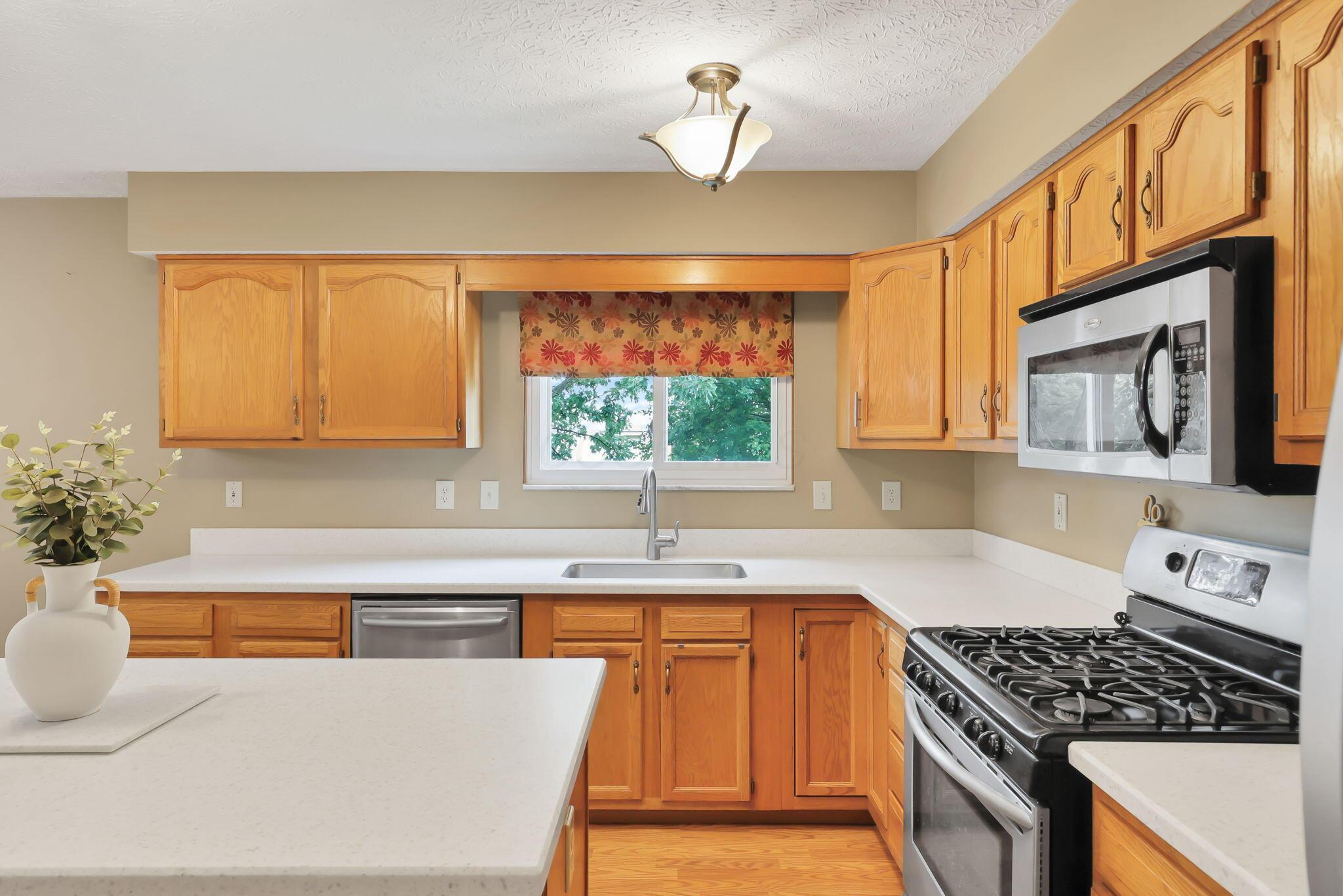 137 Clayburn Drive Property Photo 15
