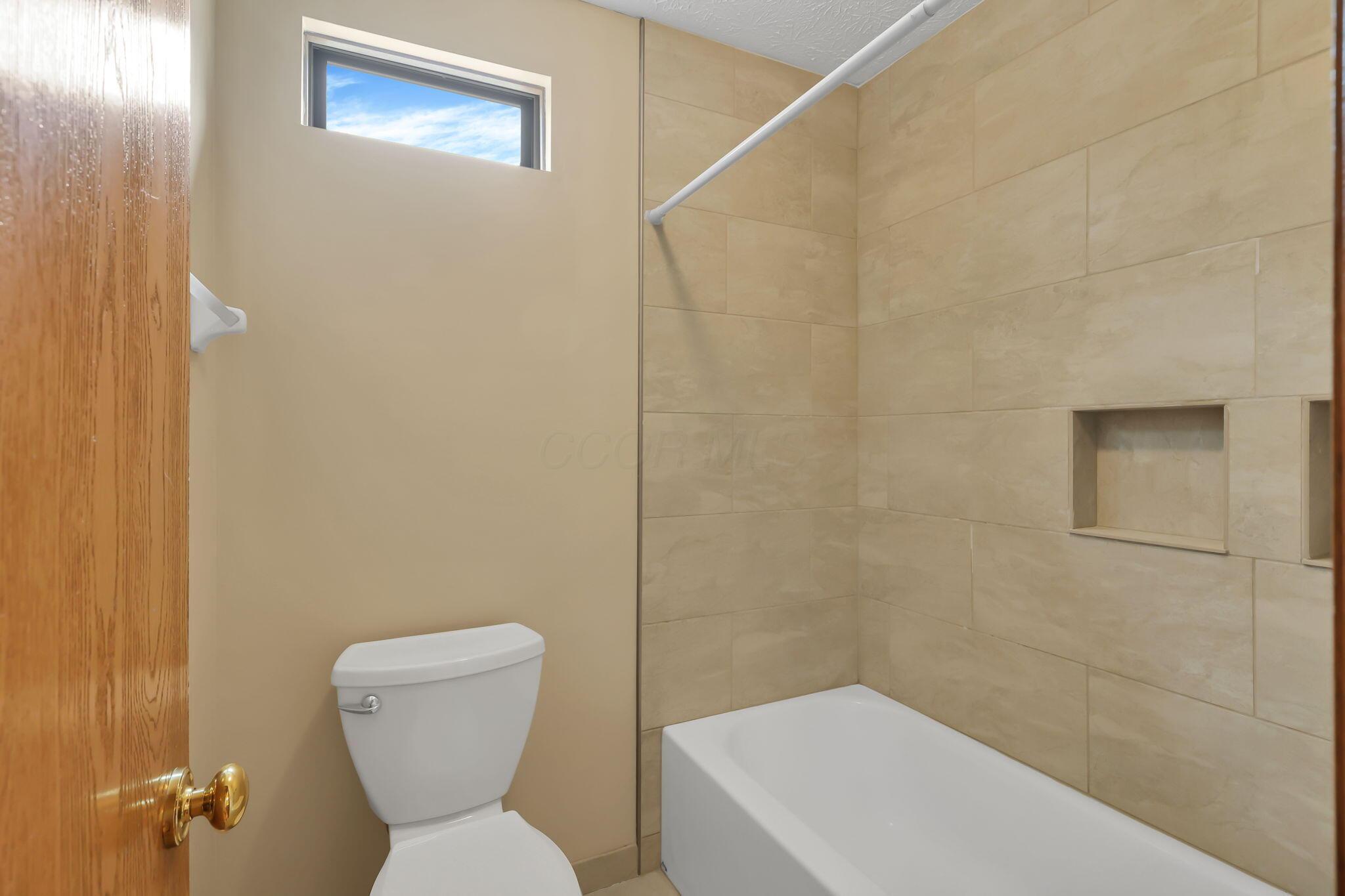 137 Clayburn Drive Property Photo 20