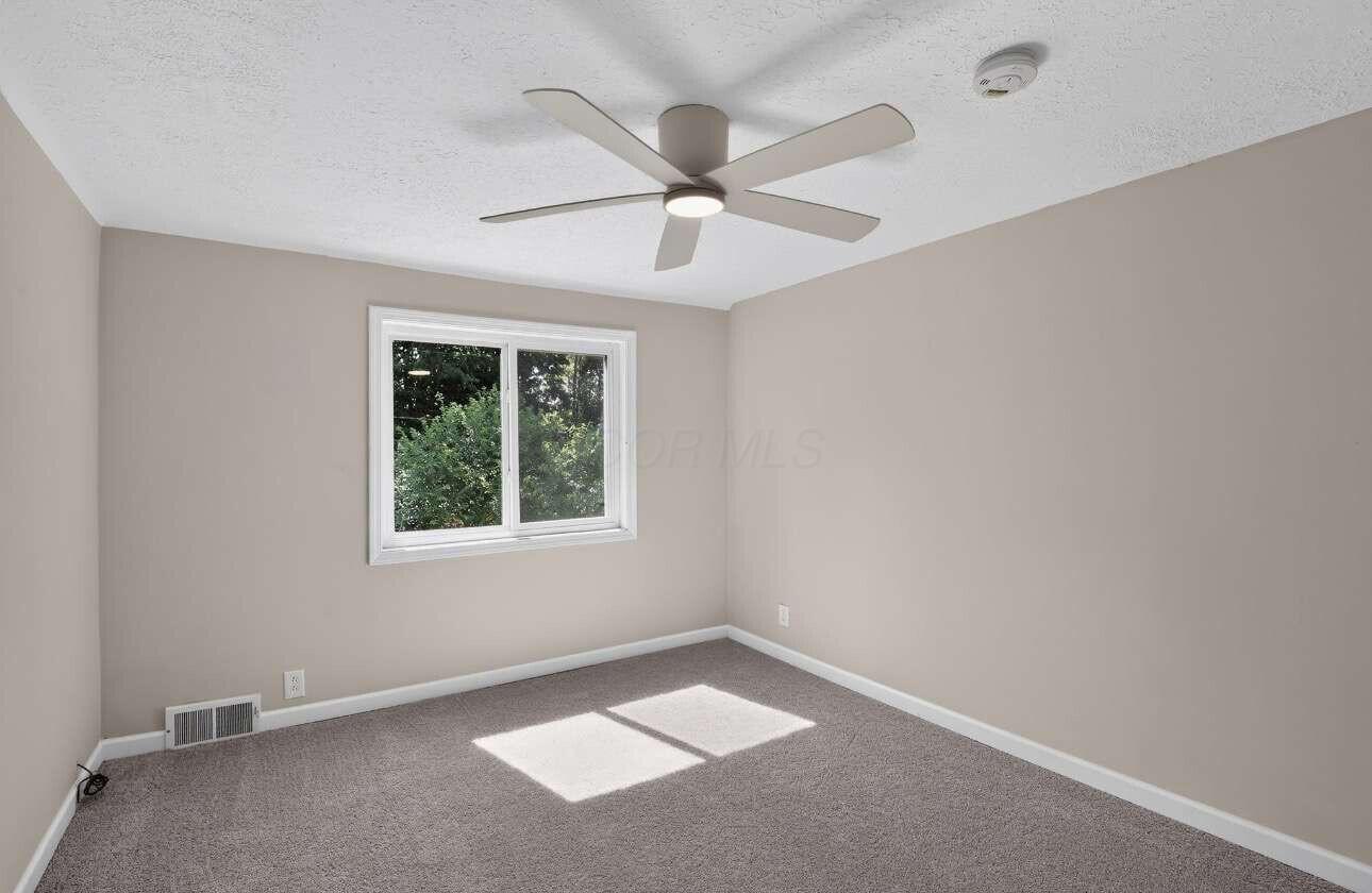 4 Owaissa Drive Property Photo 15