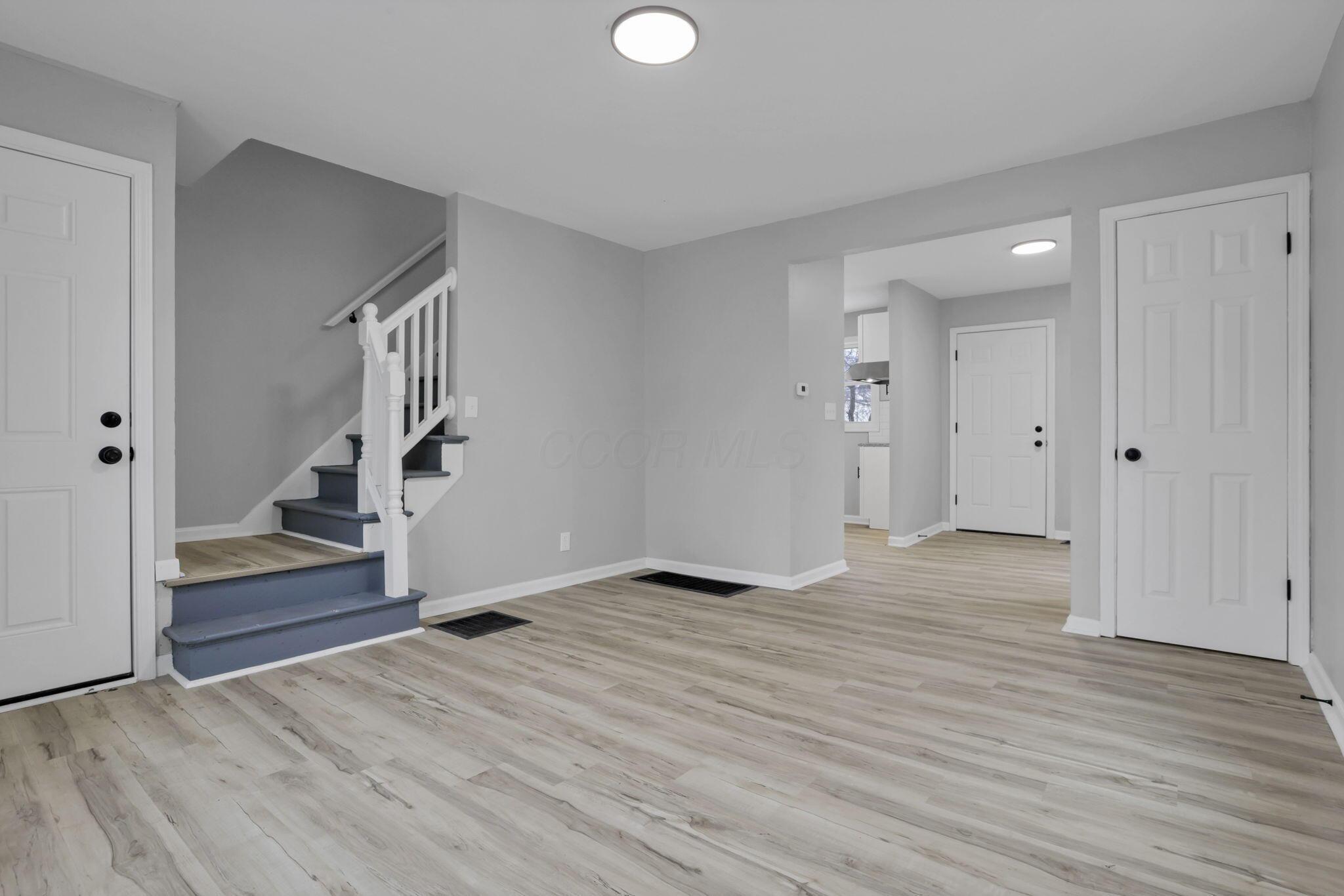 780-782 Whitethorne Avenue Property Photo 12