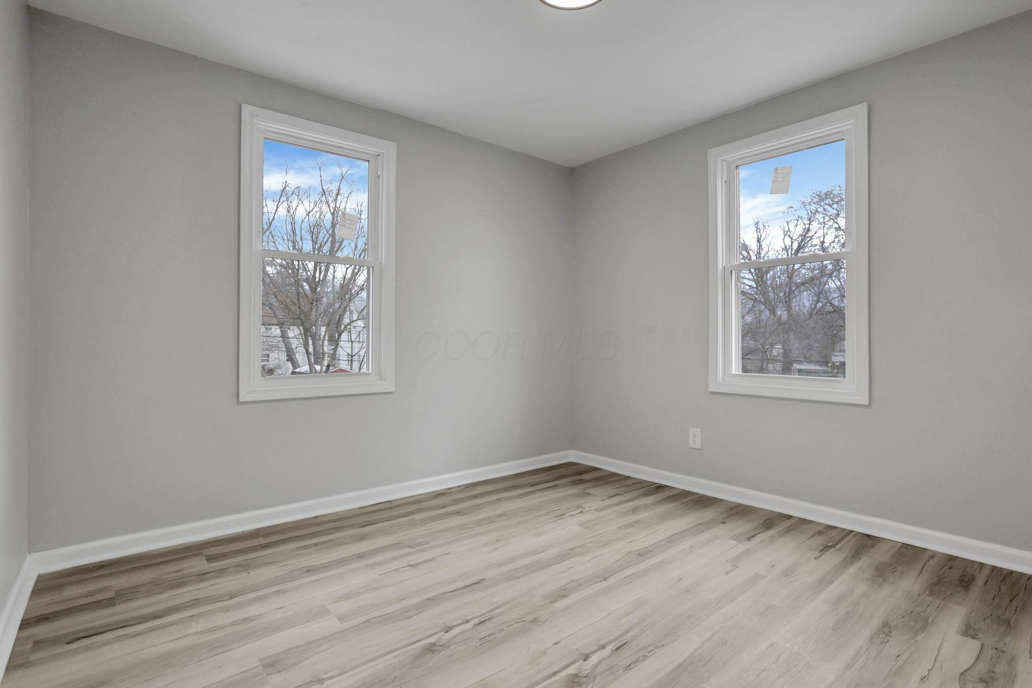 780-782 Whitethorne Avenue Property Photo 22