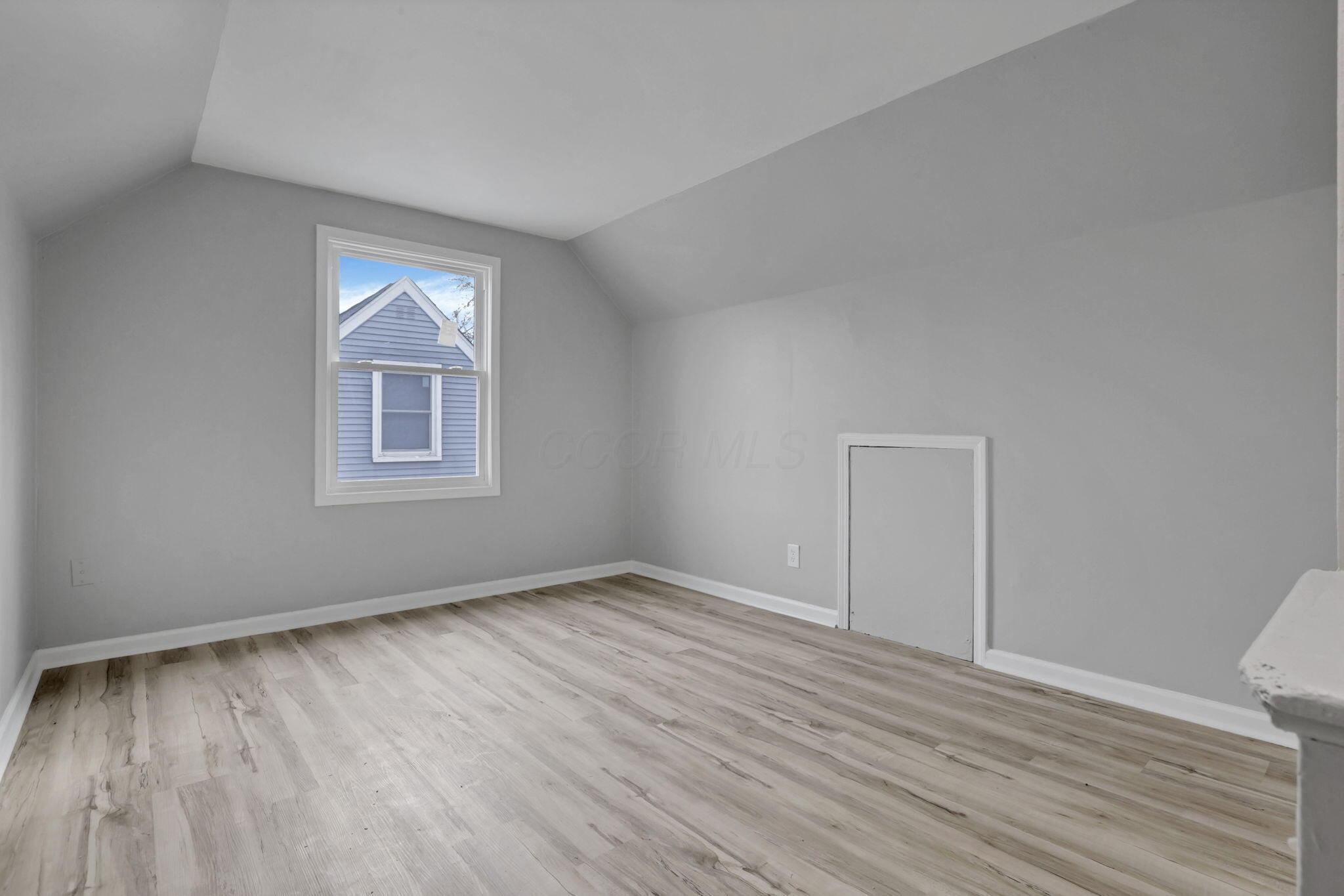 780-782 Whitethorne Avenue Property Photo 27