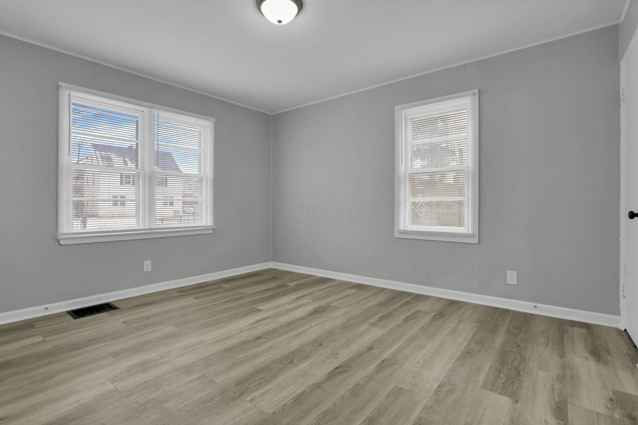 780-782 Whitethorne Avenue Property Photo 37