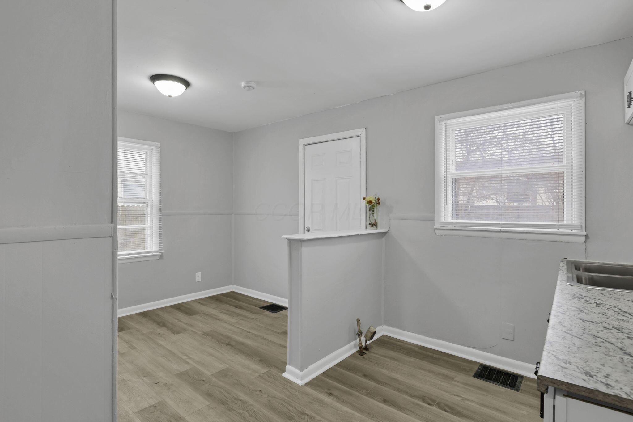 780-782 Whitethorne Avenue Property Photo 43