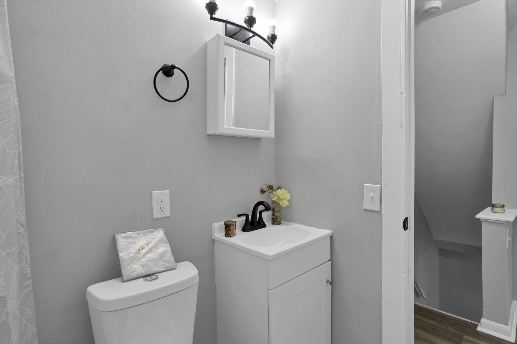 780-782 Whitethorne Avenue Property Photo 46