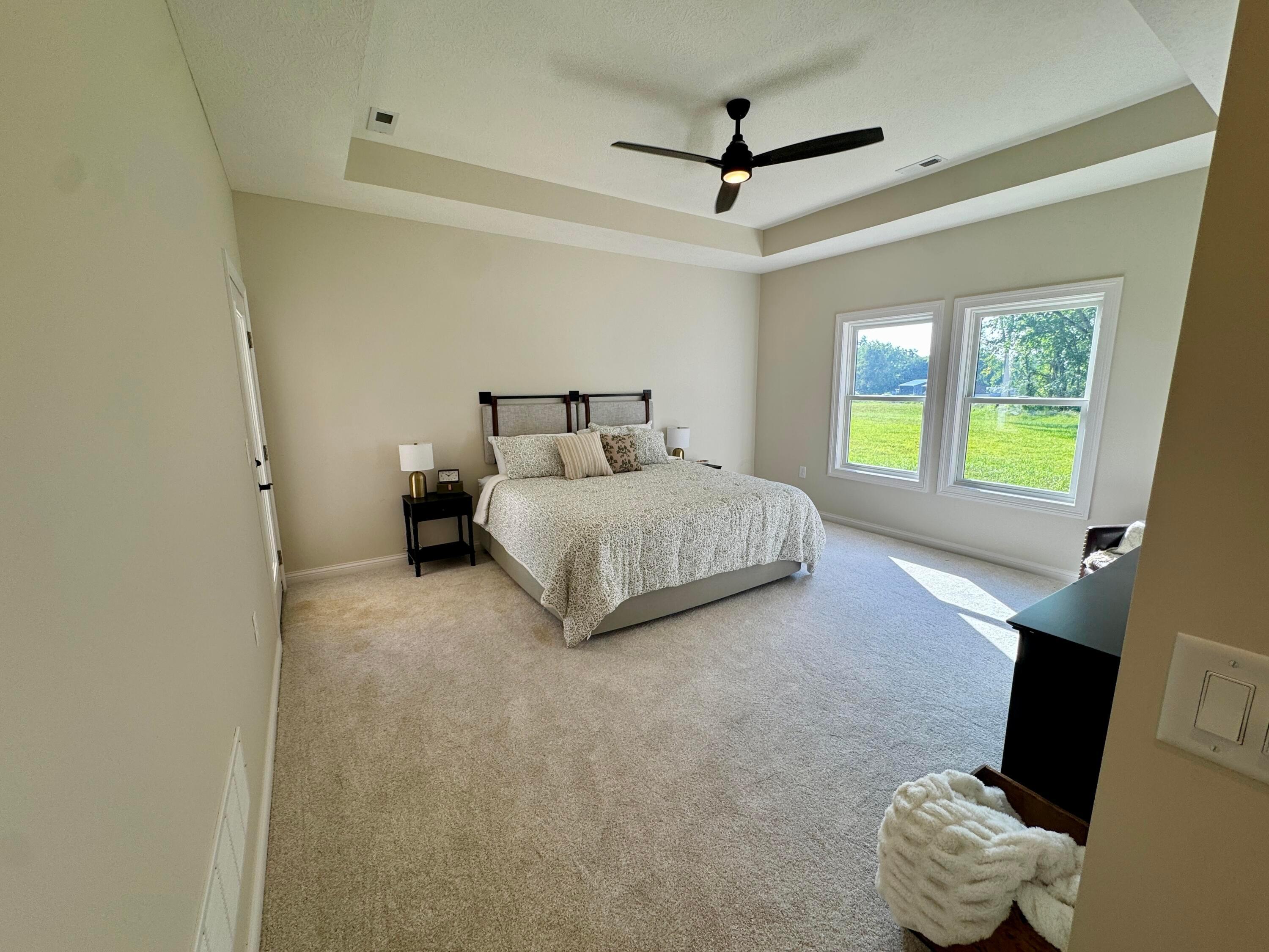 125 E Faith Street Property Photo 8