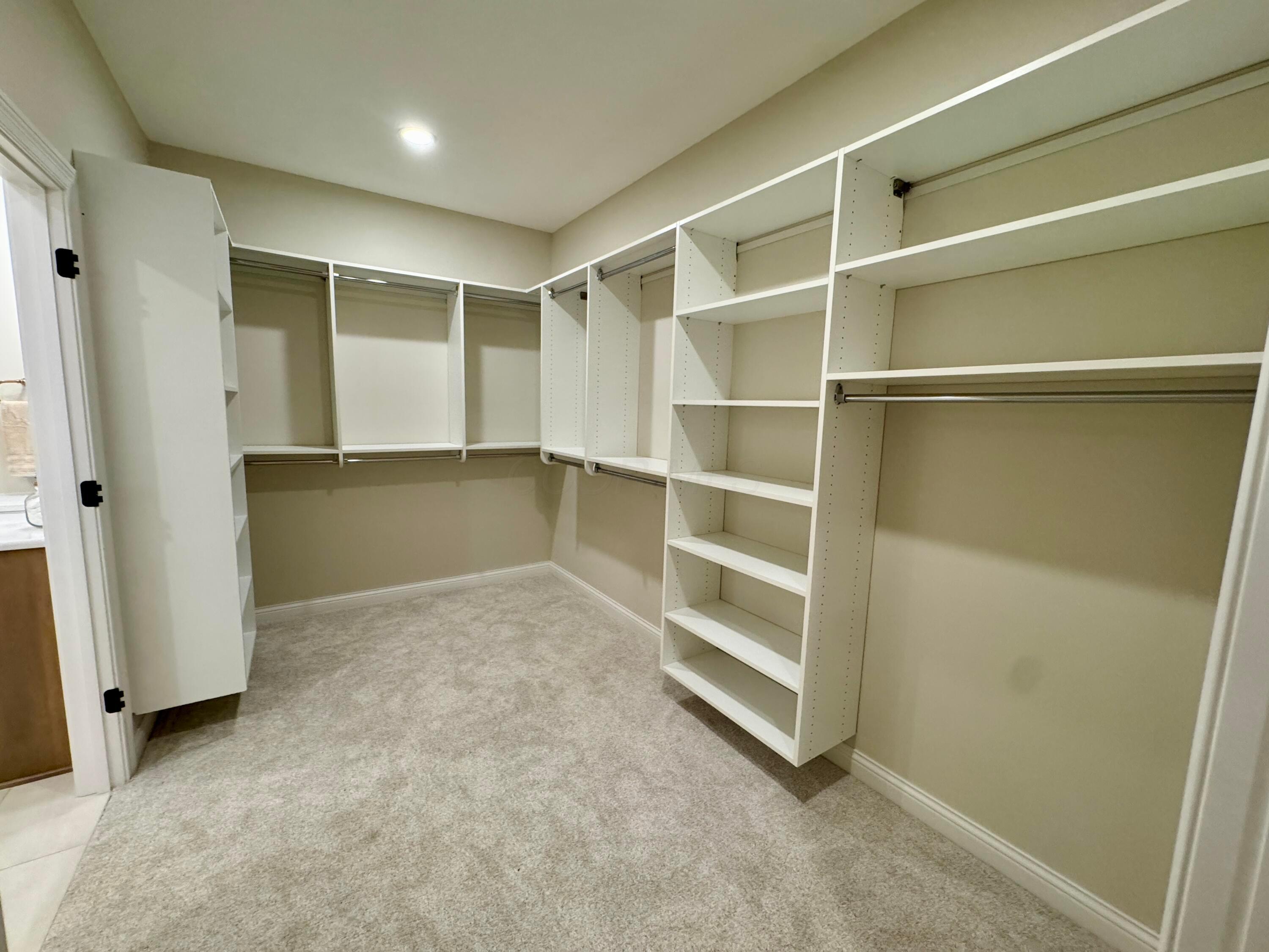 125 E Faith Street Property Photo 11