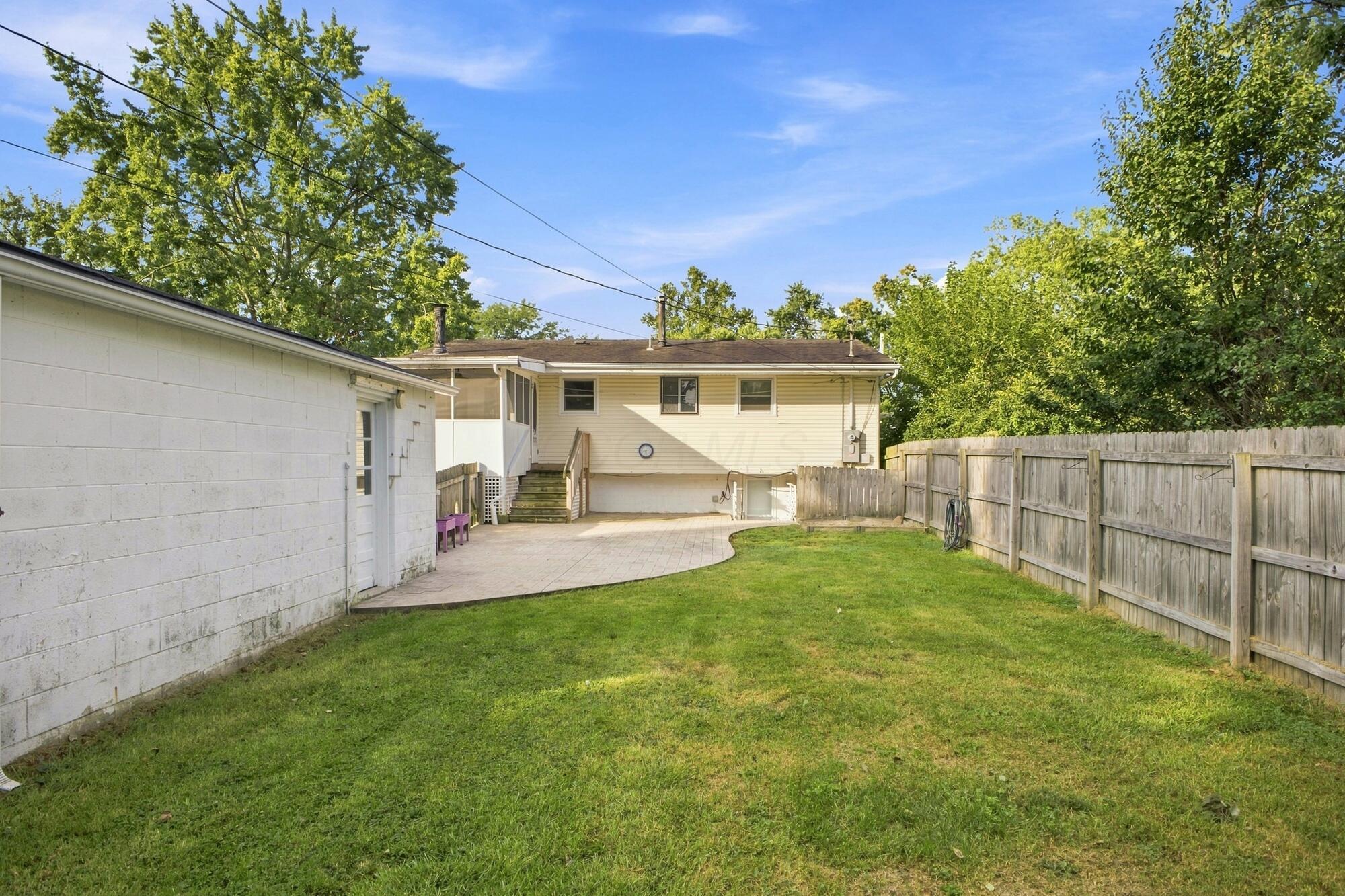 292 Imperial Drive Property Photo 27