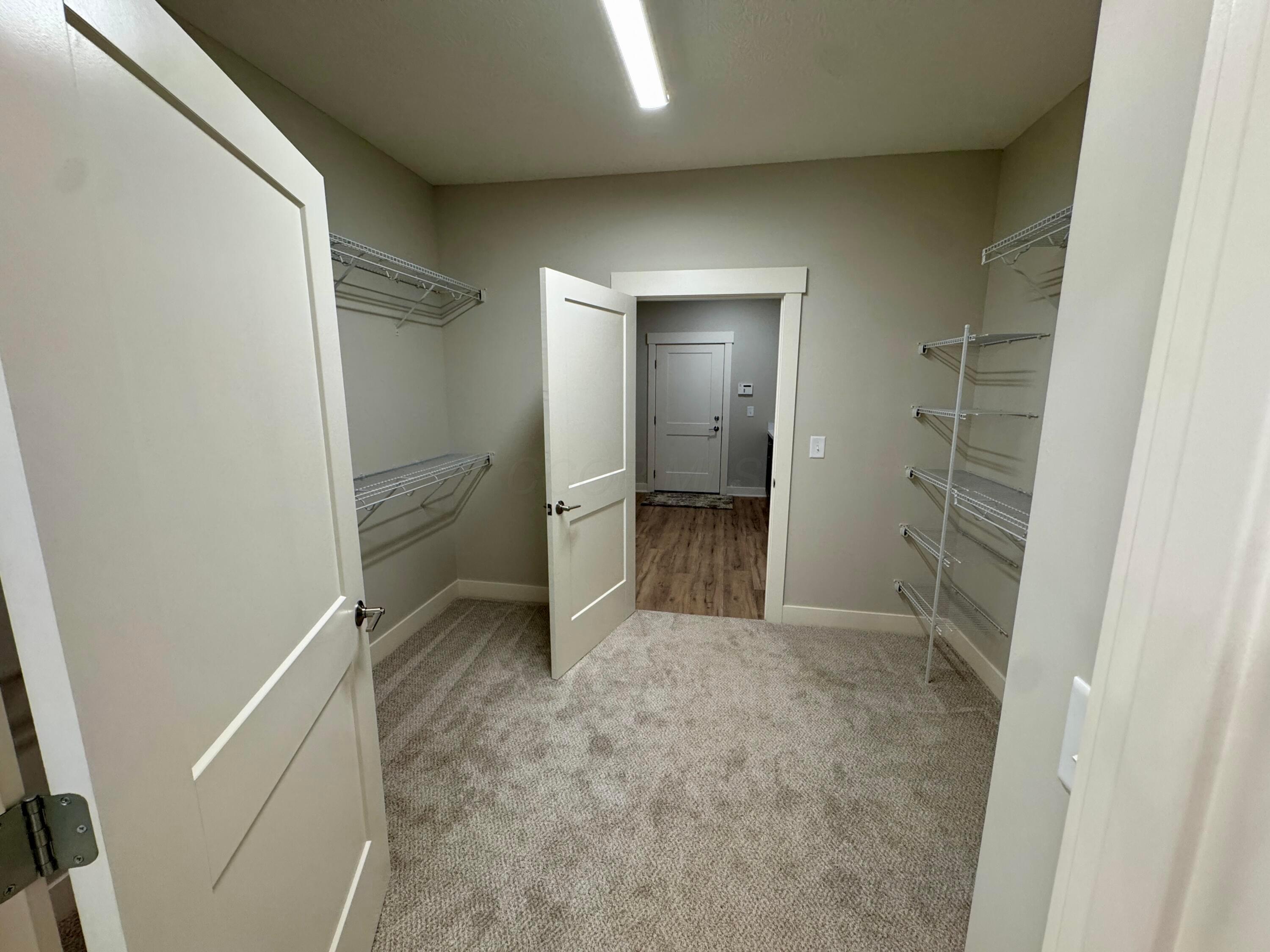 127 E Faith Street Property Photo 9