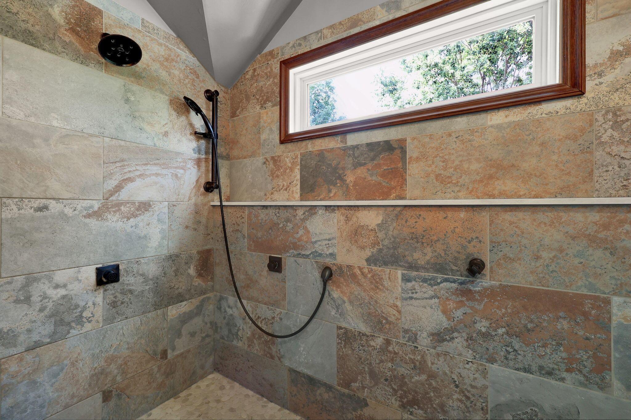 72 Pinehurst Drive Property Photo 28