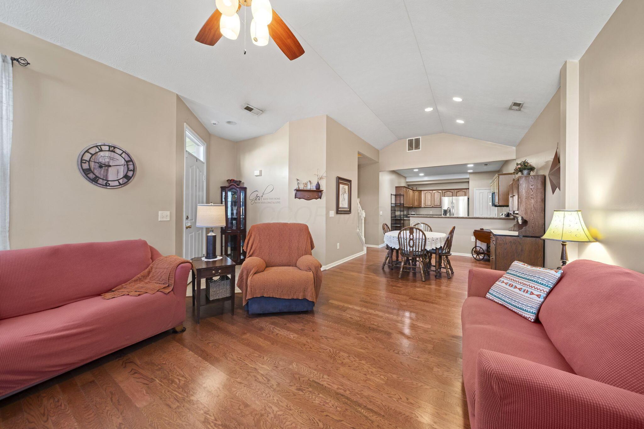 122 Stonegate Drive Property Photo 6