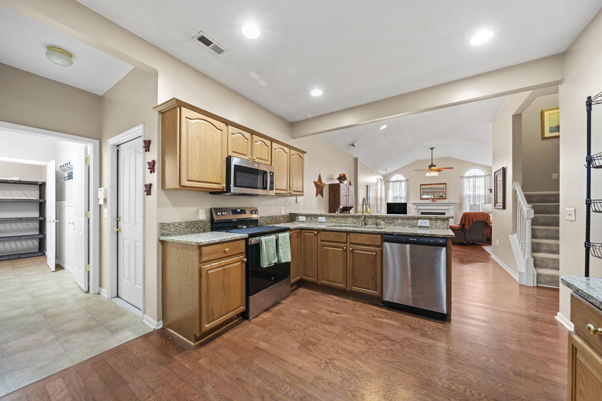 122 Stonegate Drive Property Photo 10