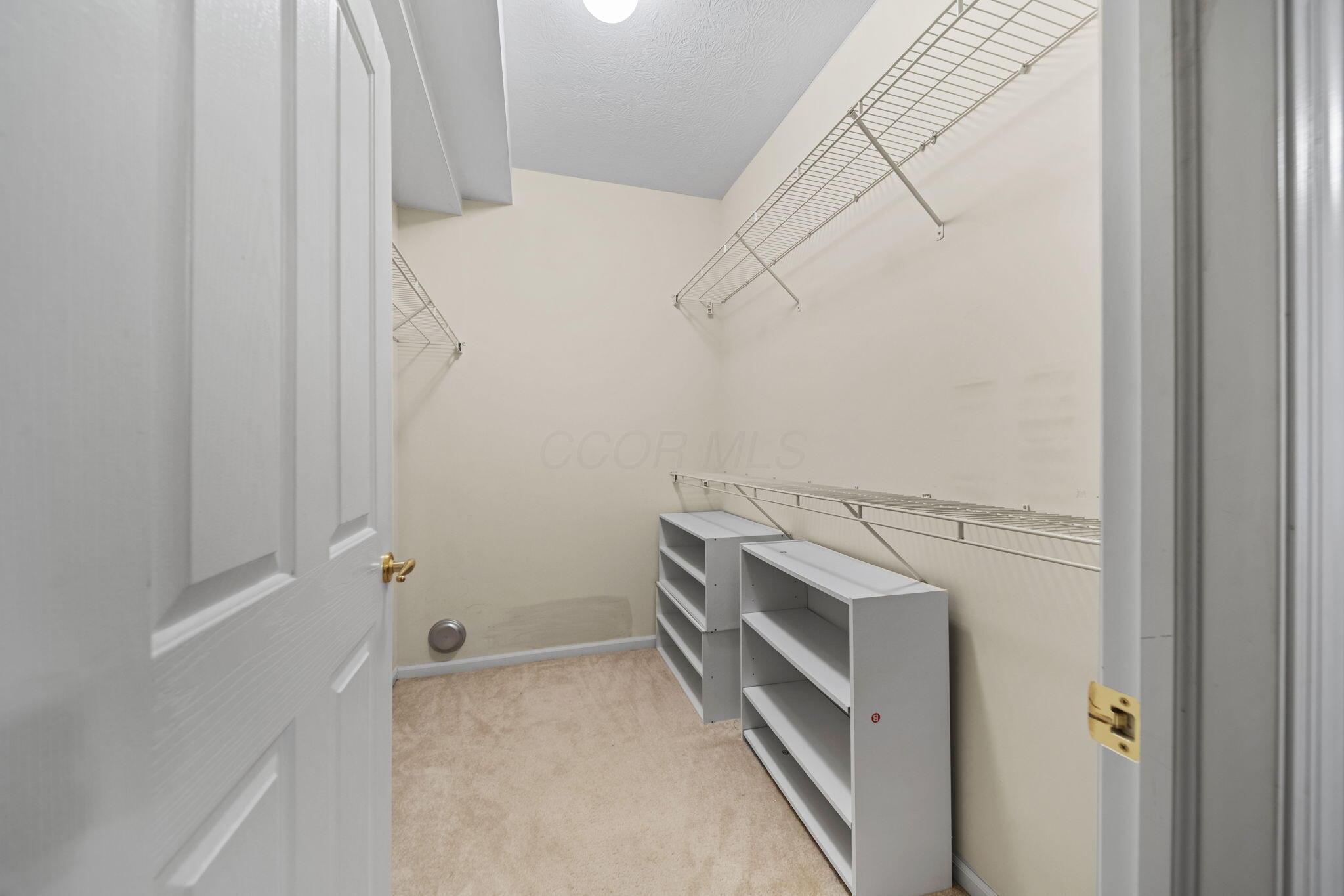 122 Stonegate Drive Property Photo 17