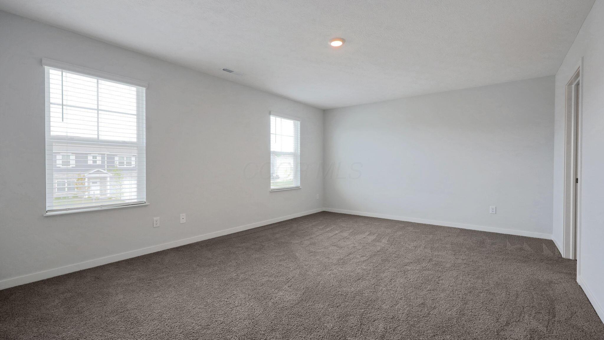 858 Sunny Vale Drive Property Photo 8