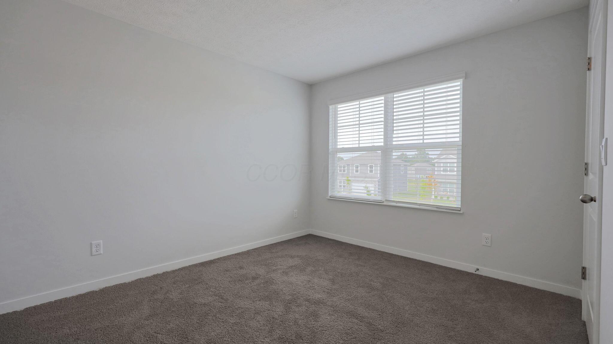 858 Sunny Vale Drive Property Photo 11