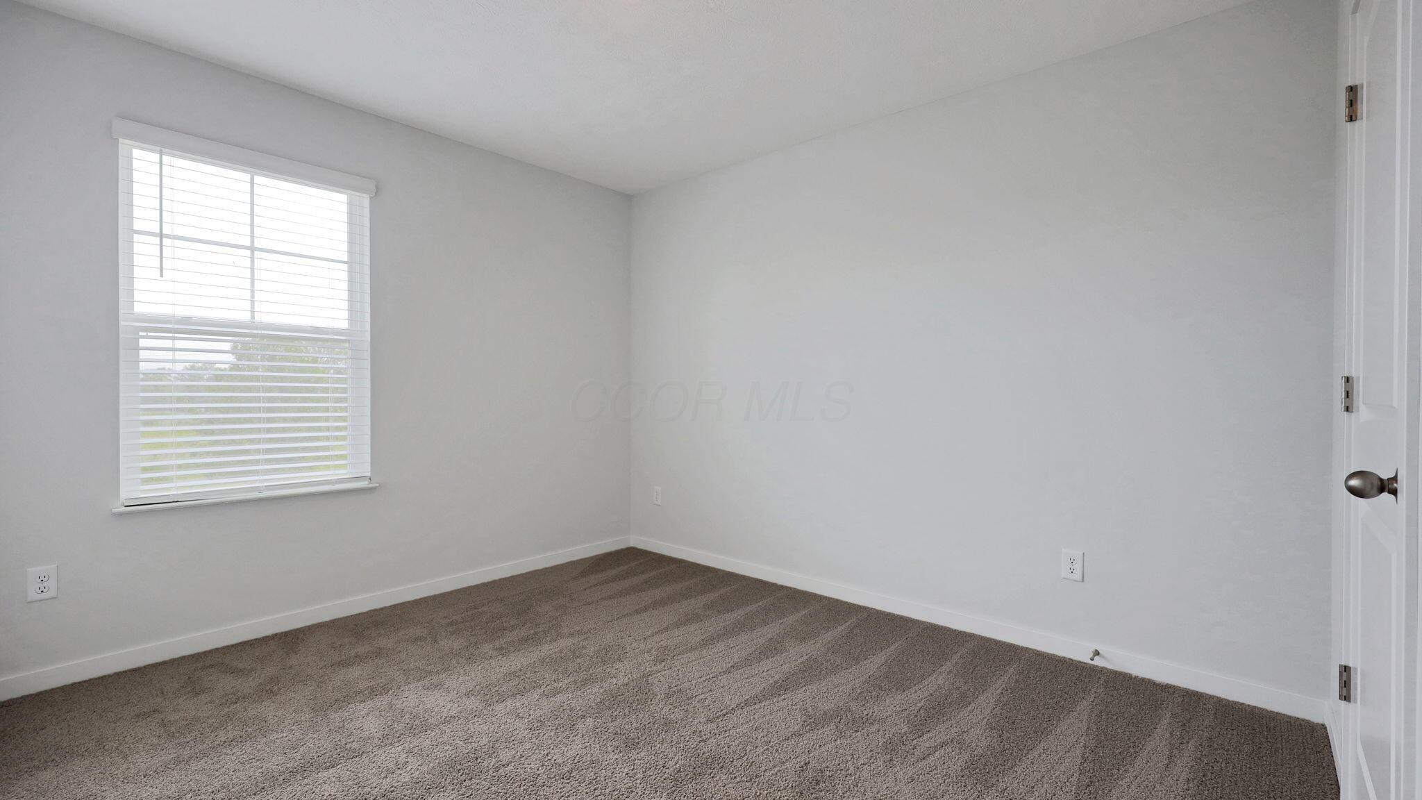 858 Sunny Vale Drive Property Photo 12