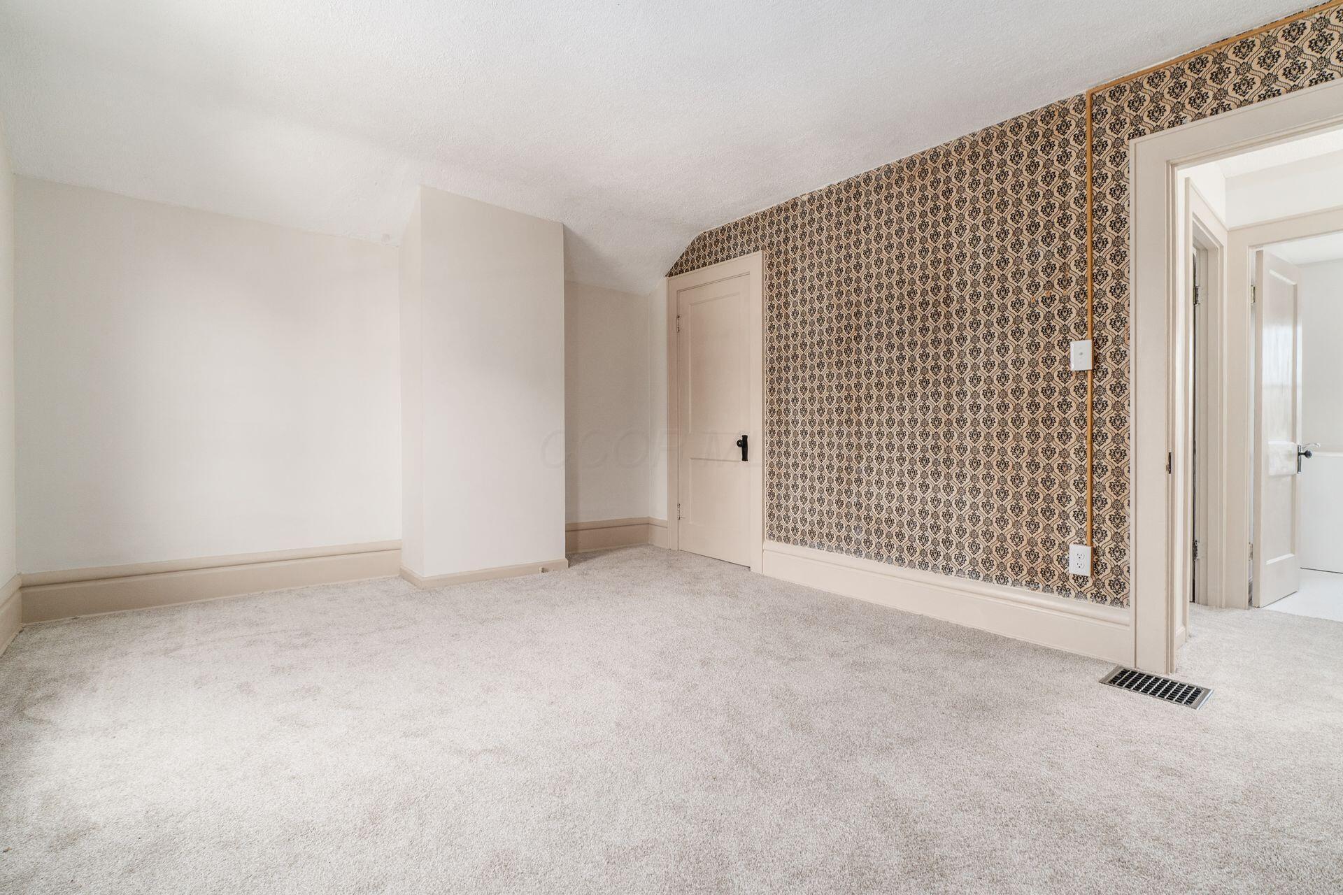 163 E Hinman Avenue Property Photo 27