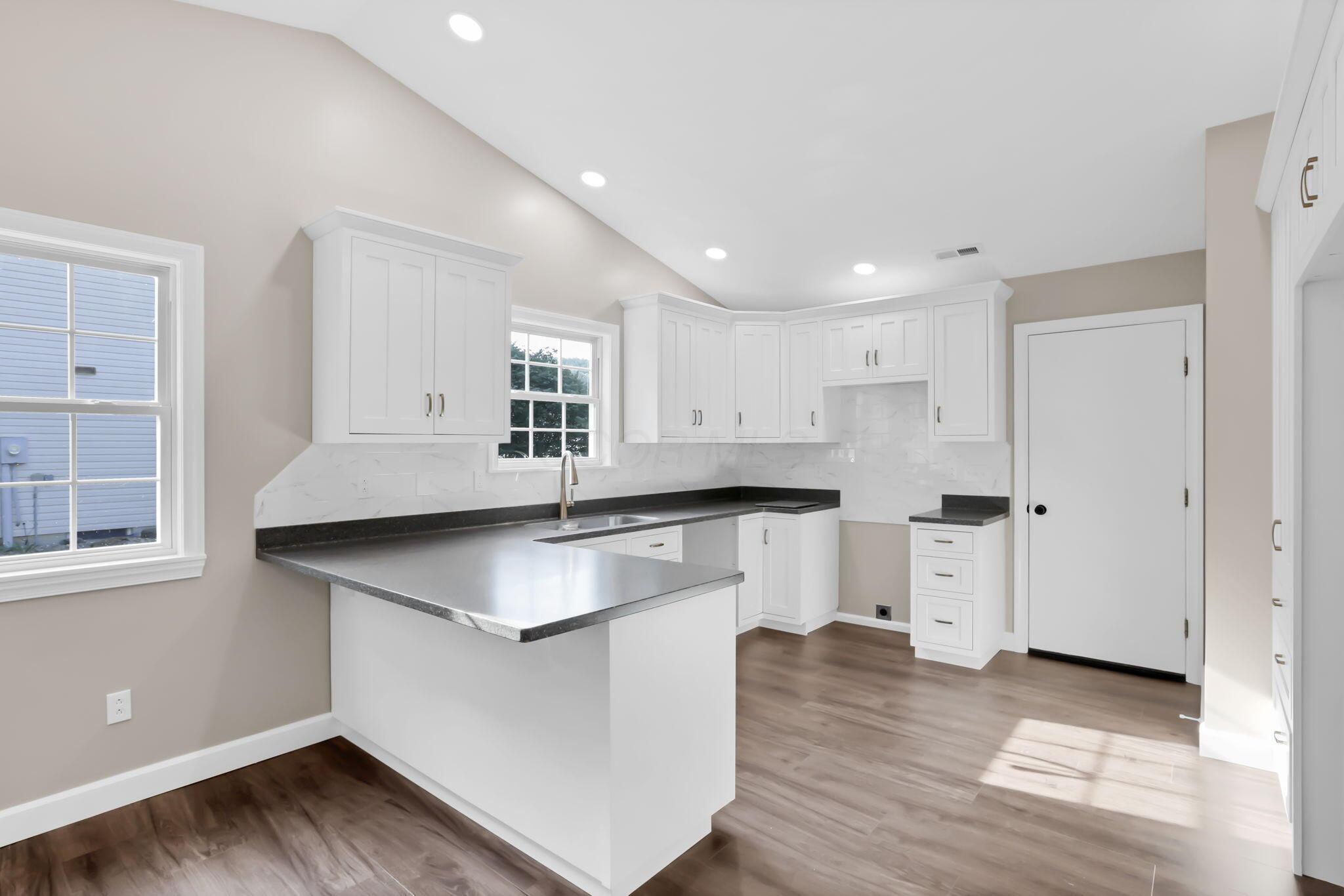 548 Wildflower Drive Property Photo 11