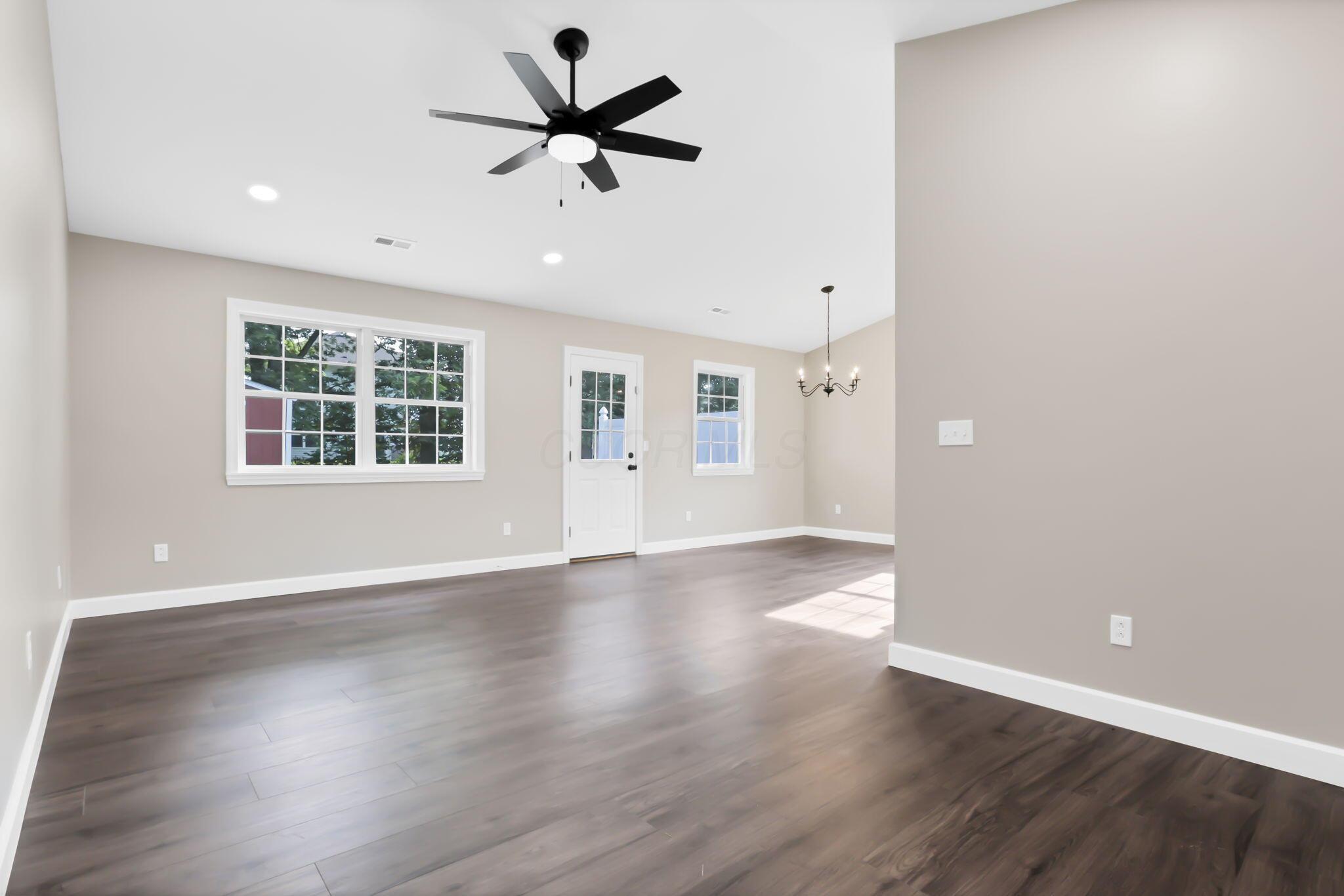 548 Wildflower Drive Property Photo 19