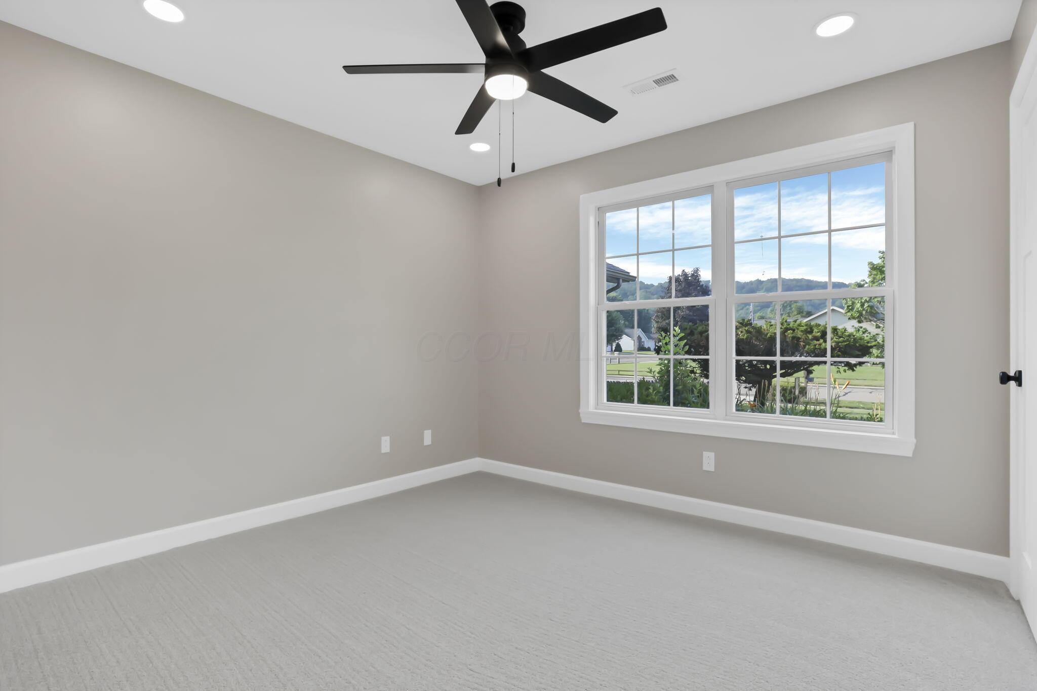548 Wildflower Drive Property Photo 21