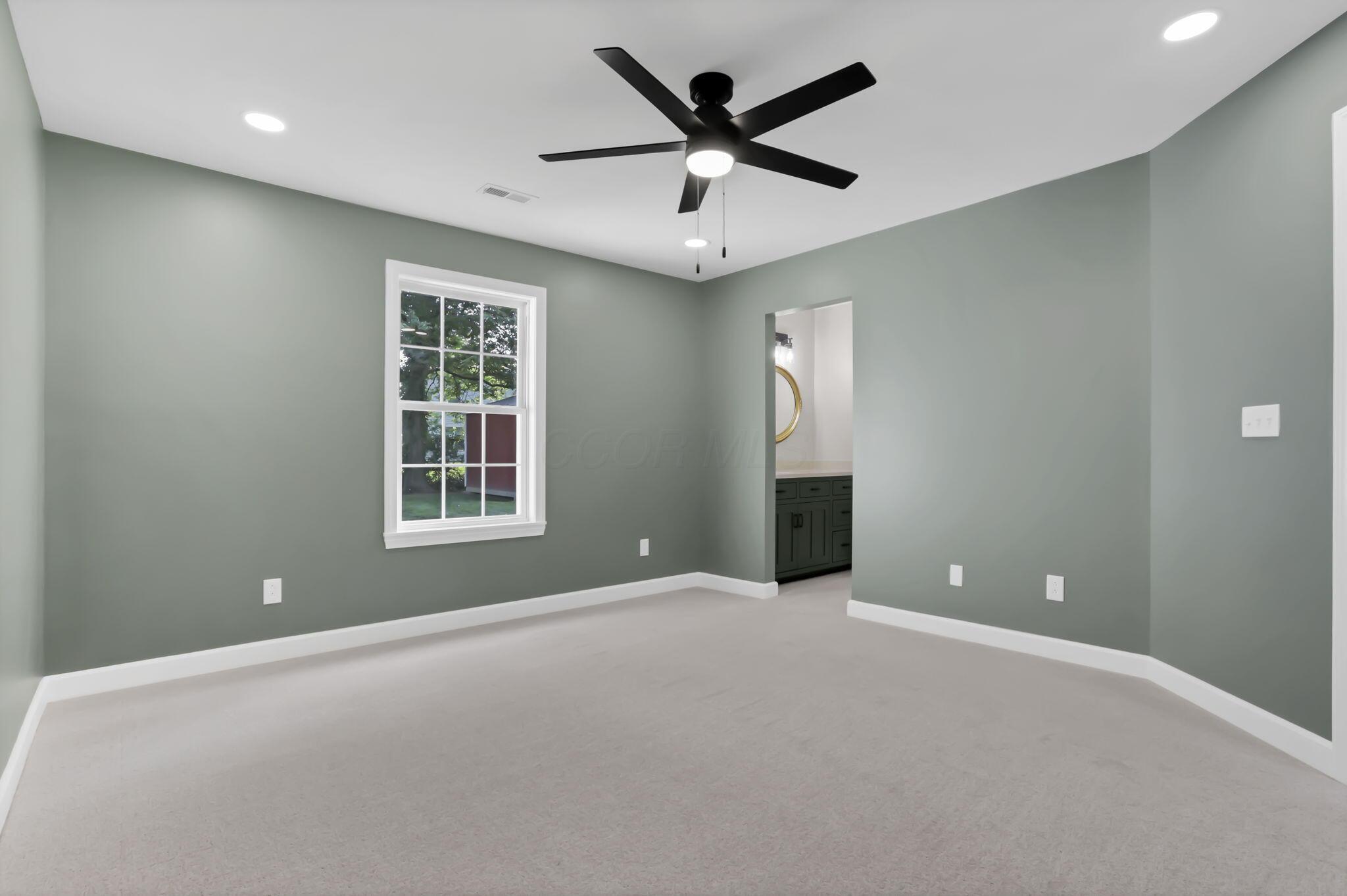 548 Wildflower Drive Property Photo 30