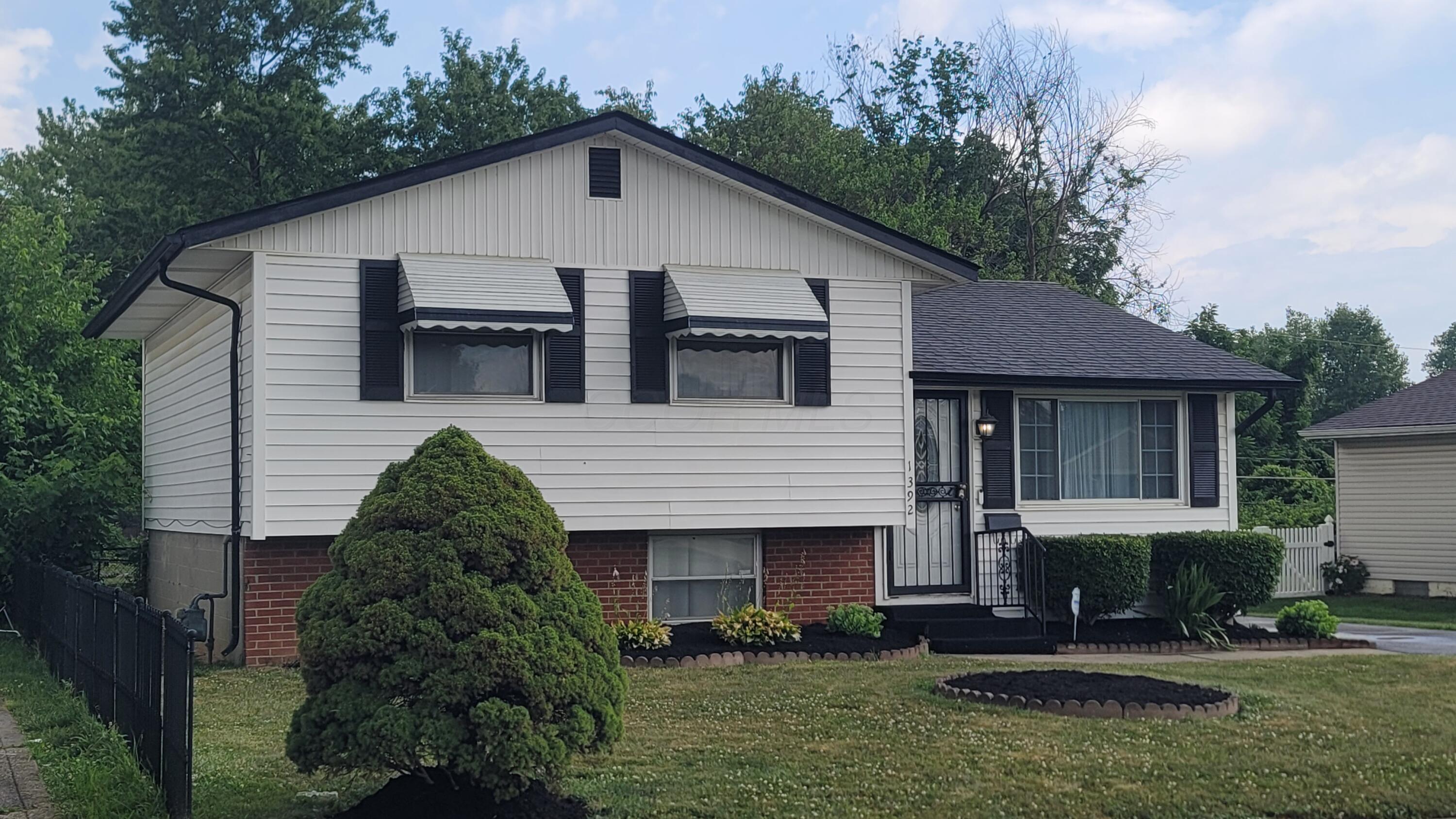 1392 E Mithoff Street Property Photo 2