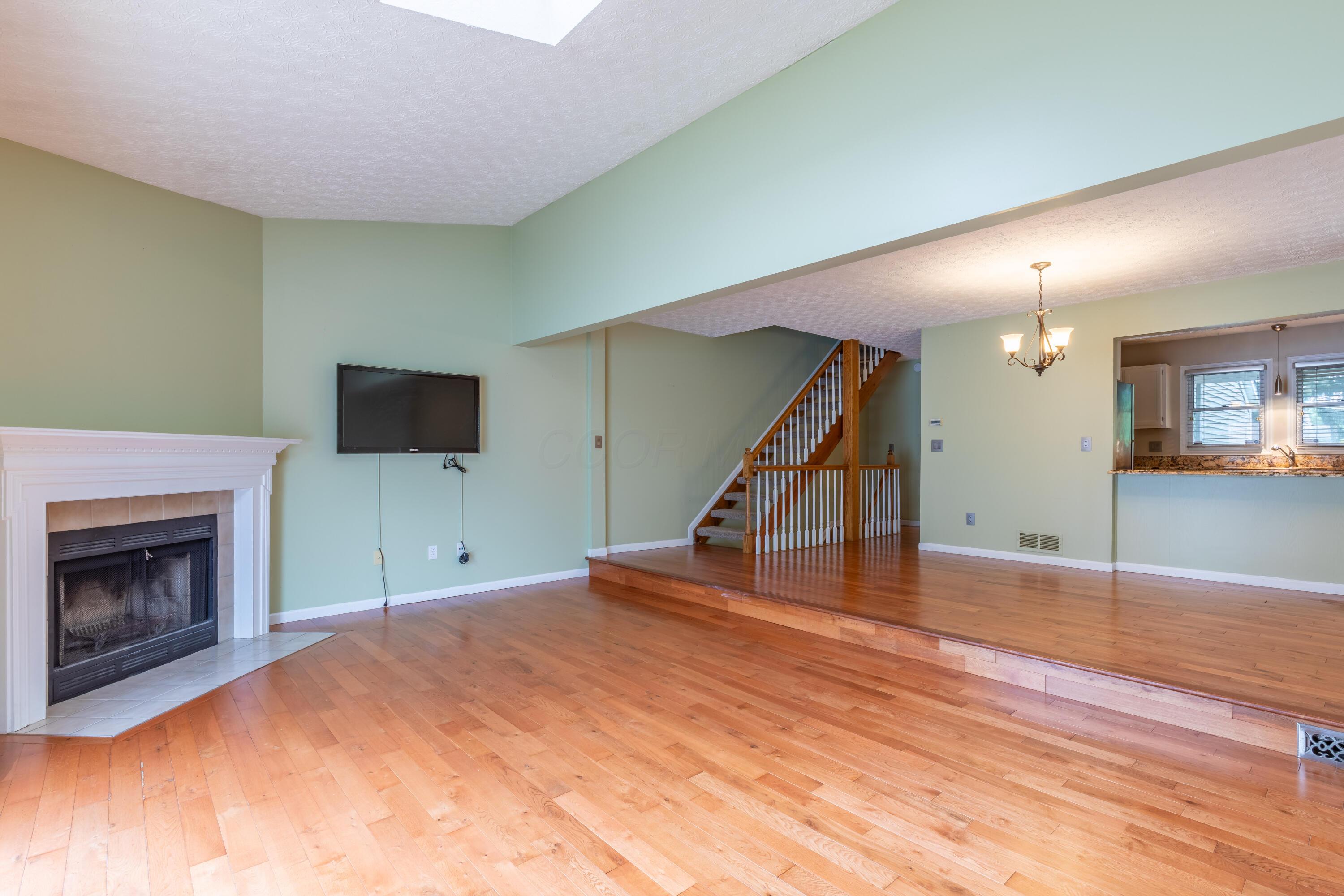 5814 Elmbridge Lane Property Photo 10